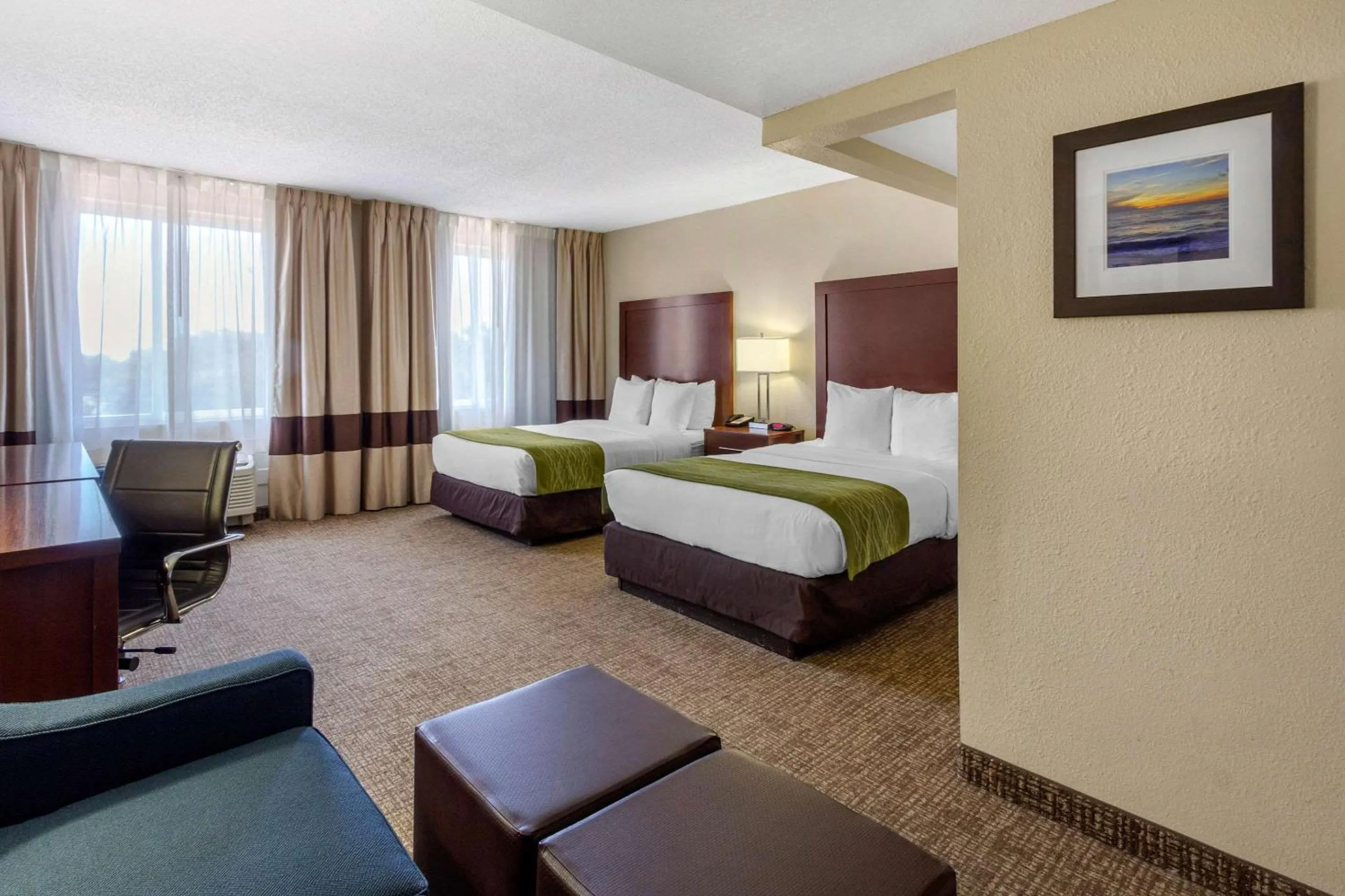 Bedroom, Bed in Comfort Inn St Petersburg North