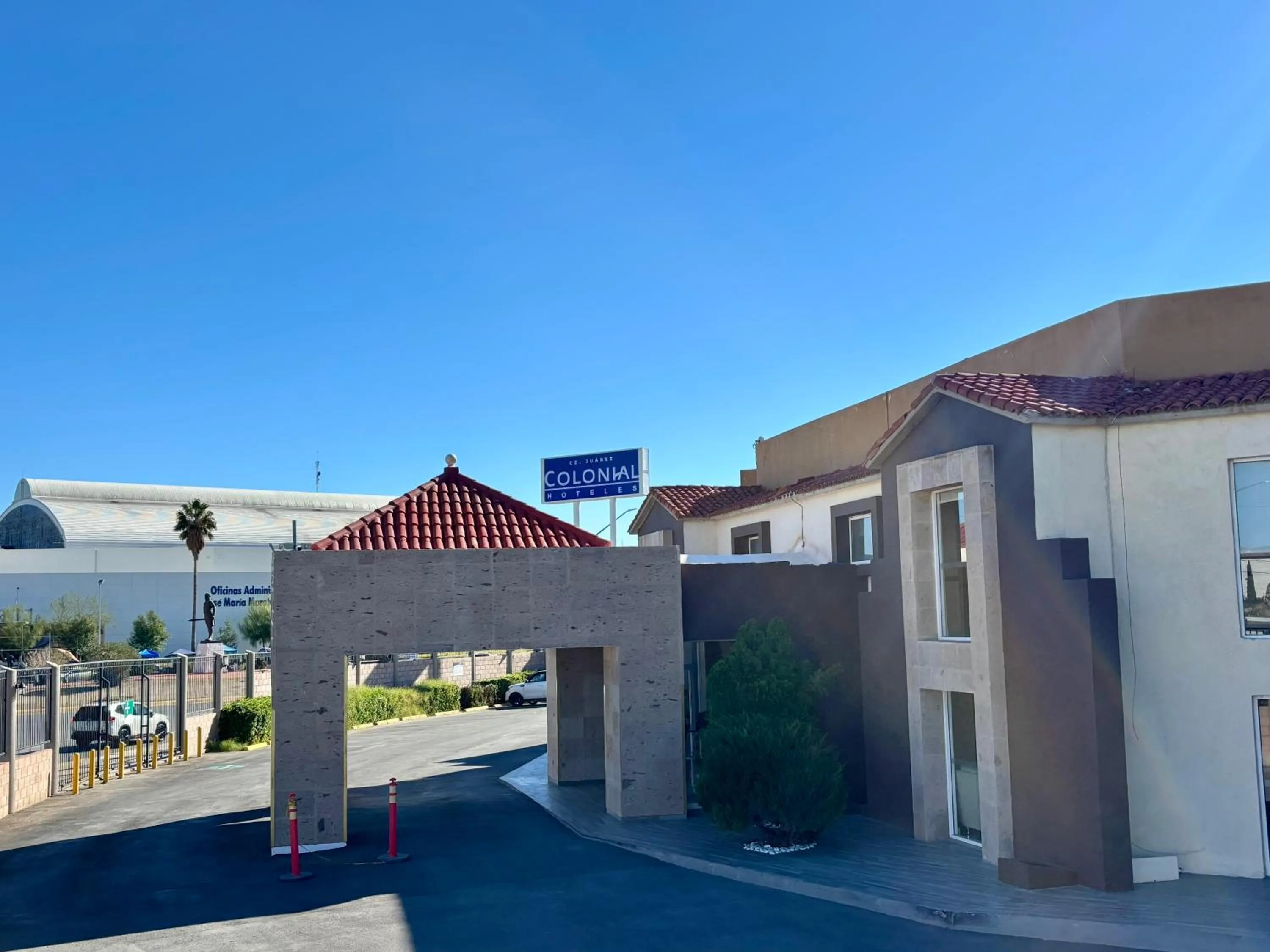 Facade/entrance in Hotel Colonial Ciudad Juarez