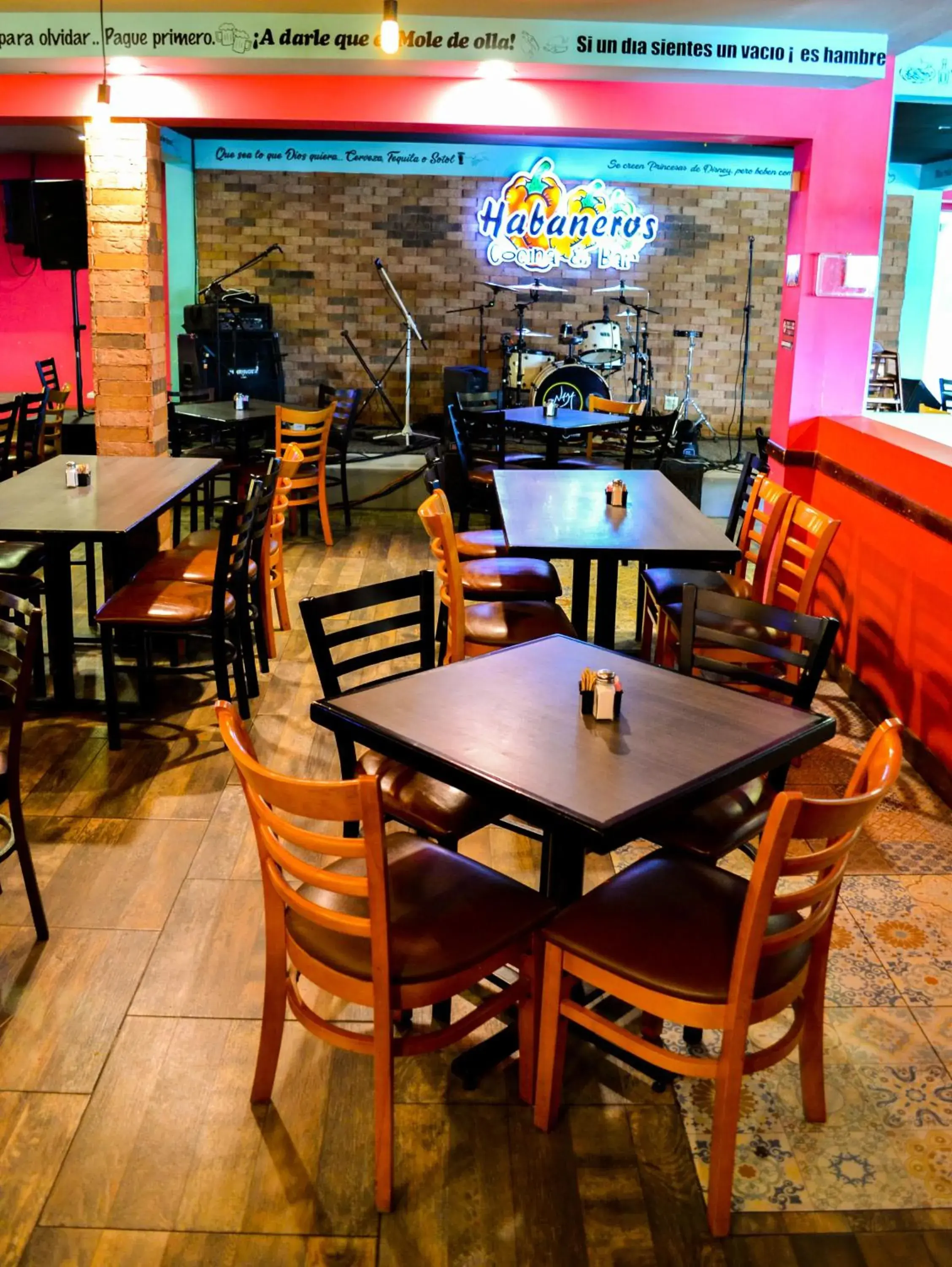 Restaurant/places to eat in Hotel Colonial Ciudad Juarez Restaurant/places to eat in Hotel Colonial Ciudad Juarez