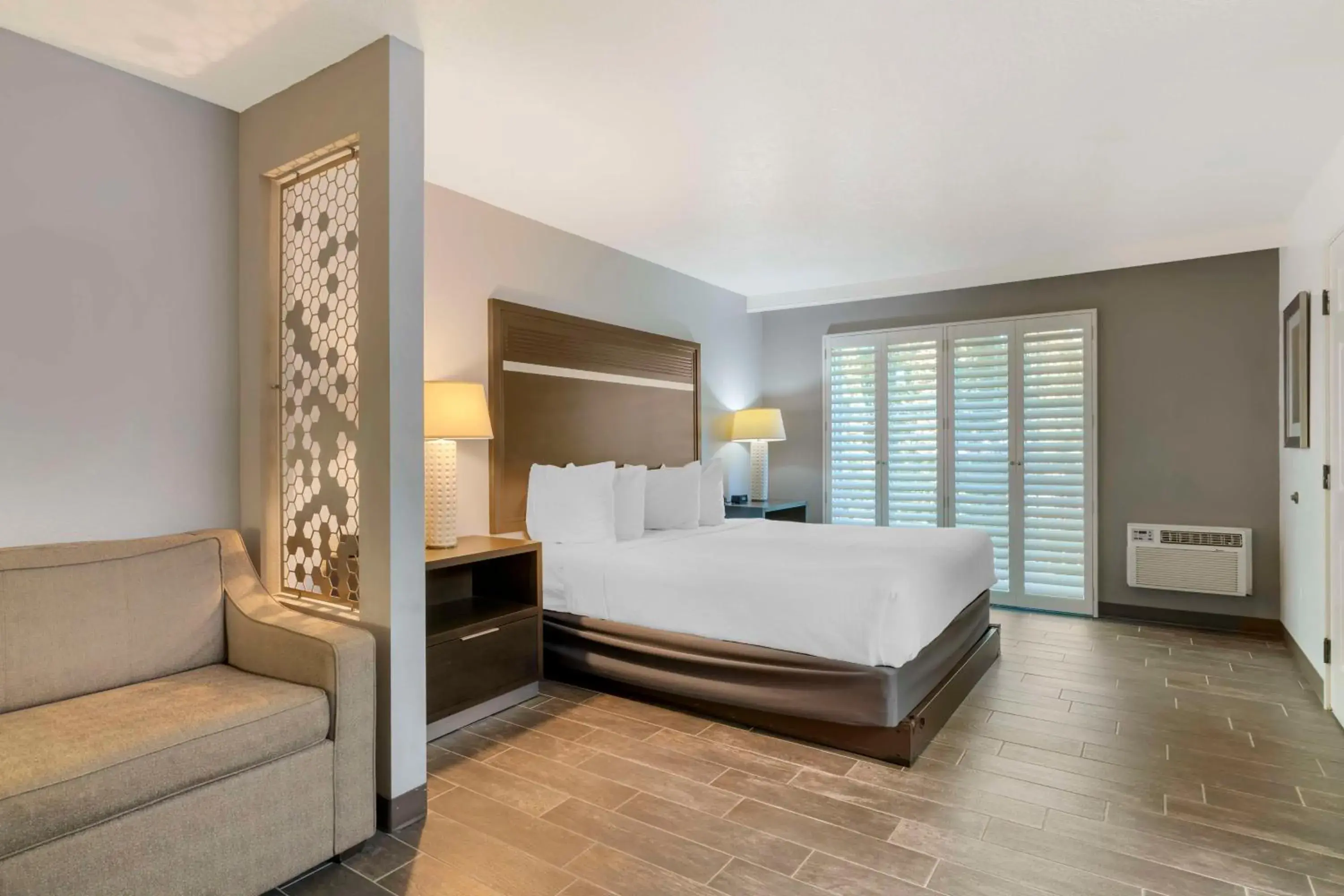 Bedroom, Bed in Best Western Corvallis Bedroom, Bed in Best Western Corvallis