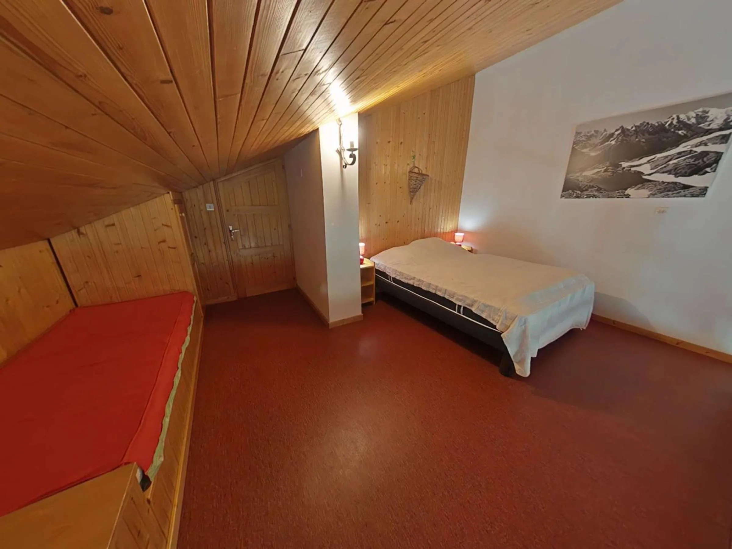 Bed in Appt 3 pièces avec mezzanine, 6 couchages, proche commerces et pistes, parking couvert - FR-1-241-189