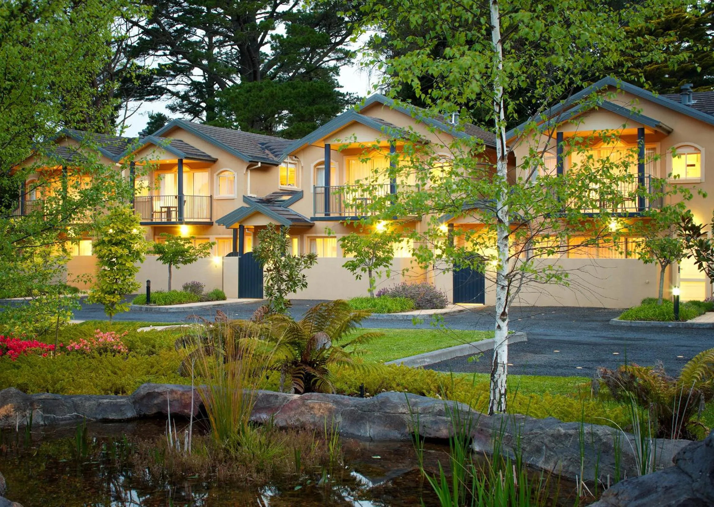 Facade/entrance in Falls Mountain Retreat Blue Mountains