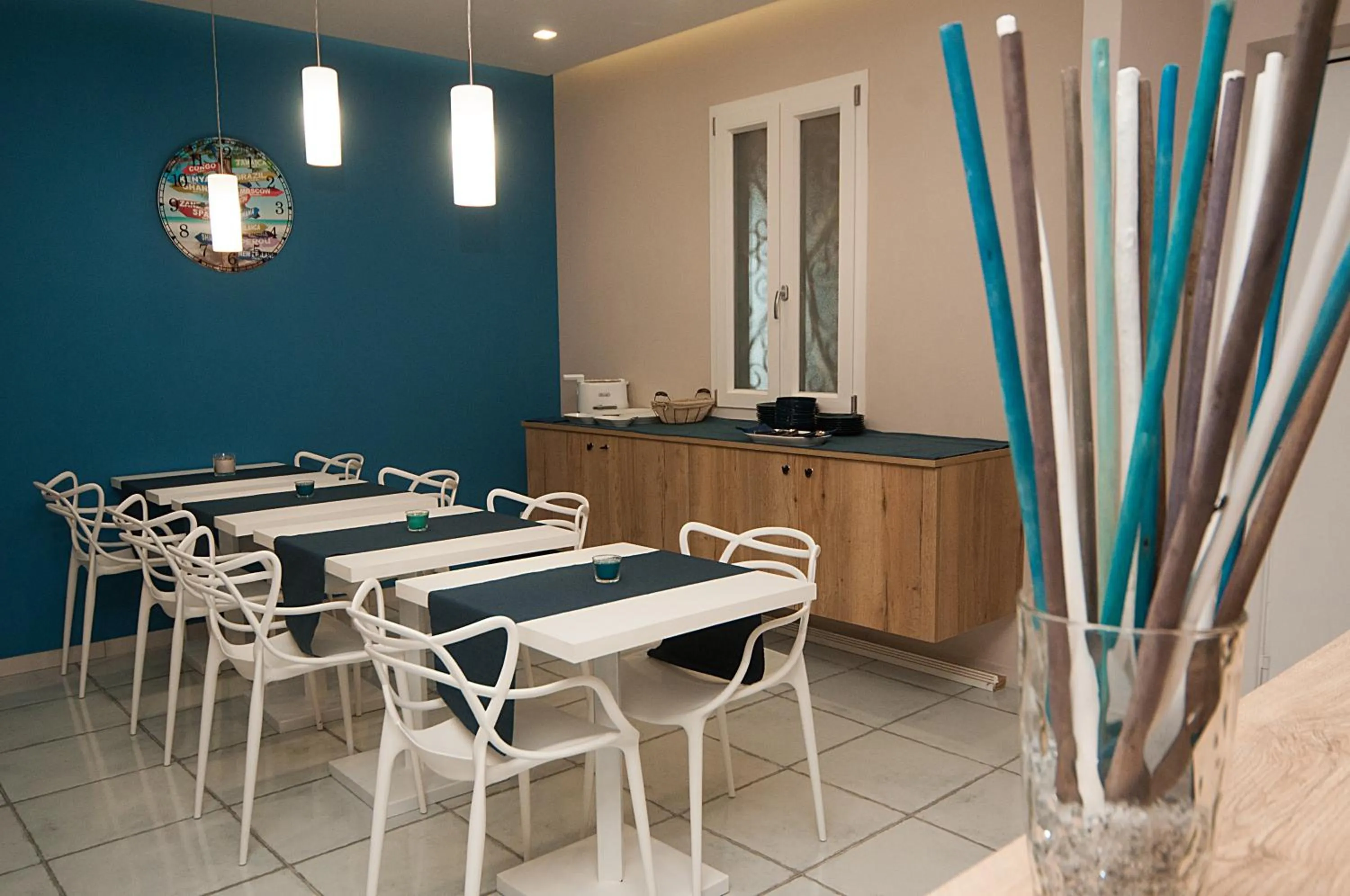 Communal lounge/ TV room in La Casa di Giorgio B&B