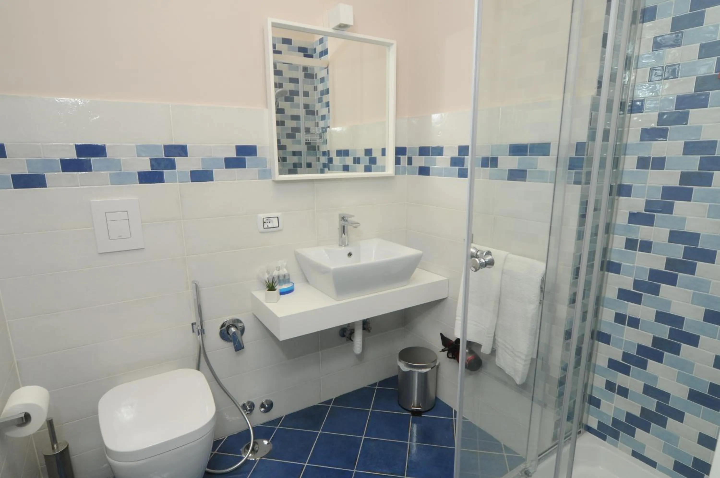 Shower in La Casa di Giorgio B&B