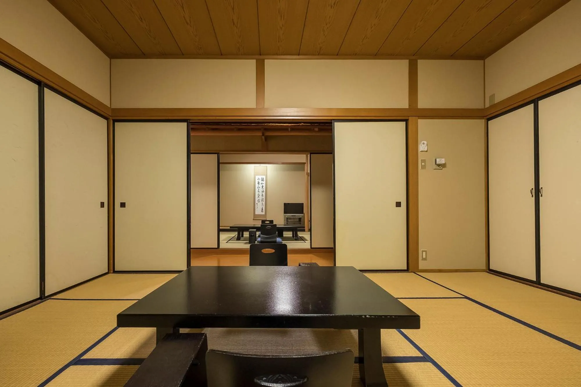 Photo of the whole room in Shiunso