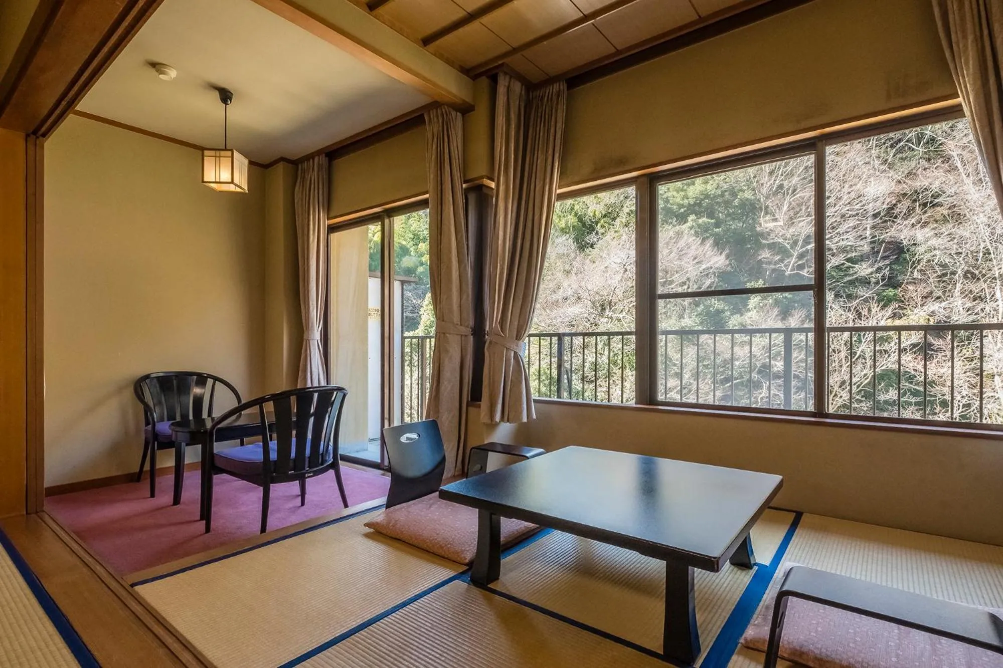 Photo of the whole room in Shiunso