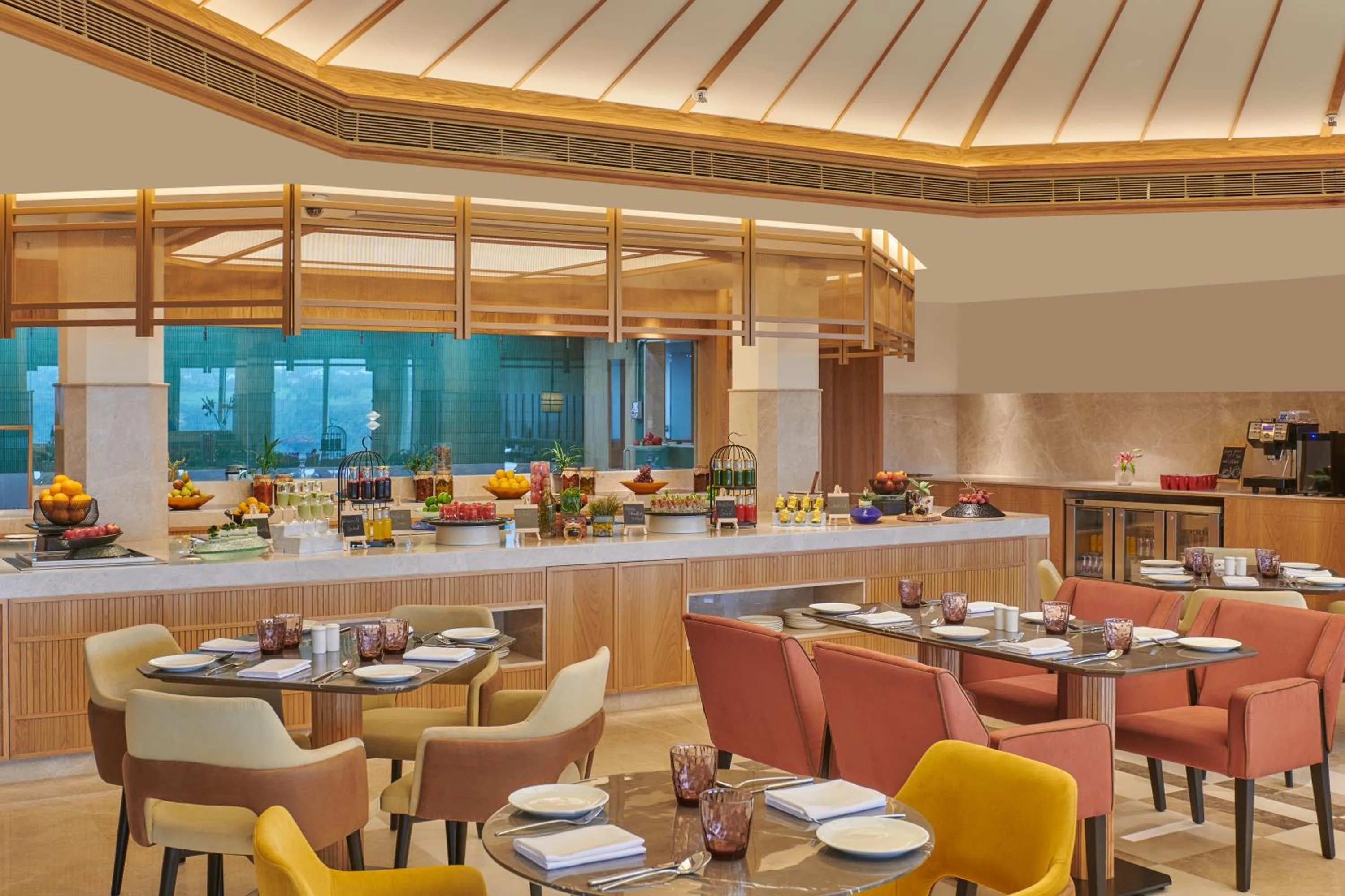 Restaurant/places to eat in Athiva Resort & Spa Khandala - Formerly Dukes Retreat