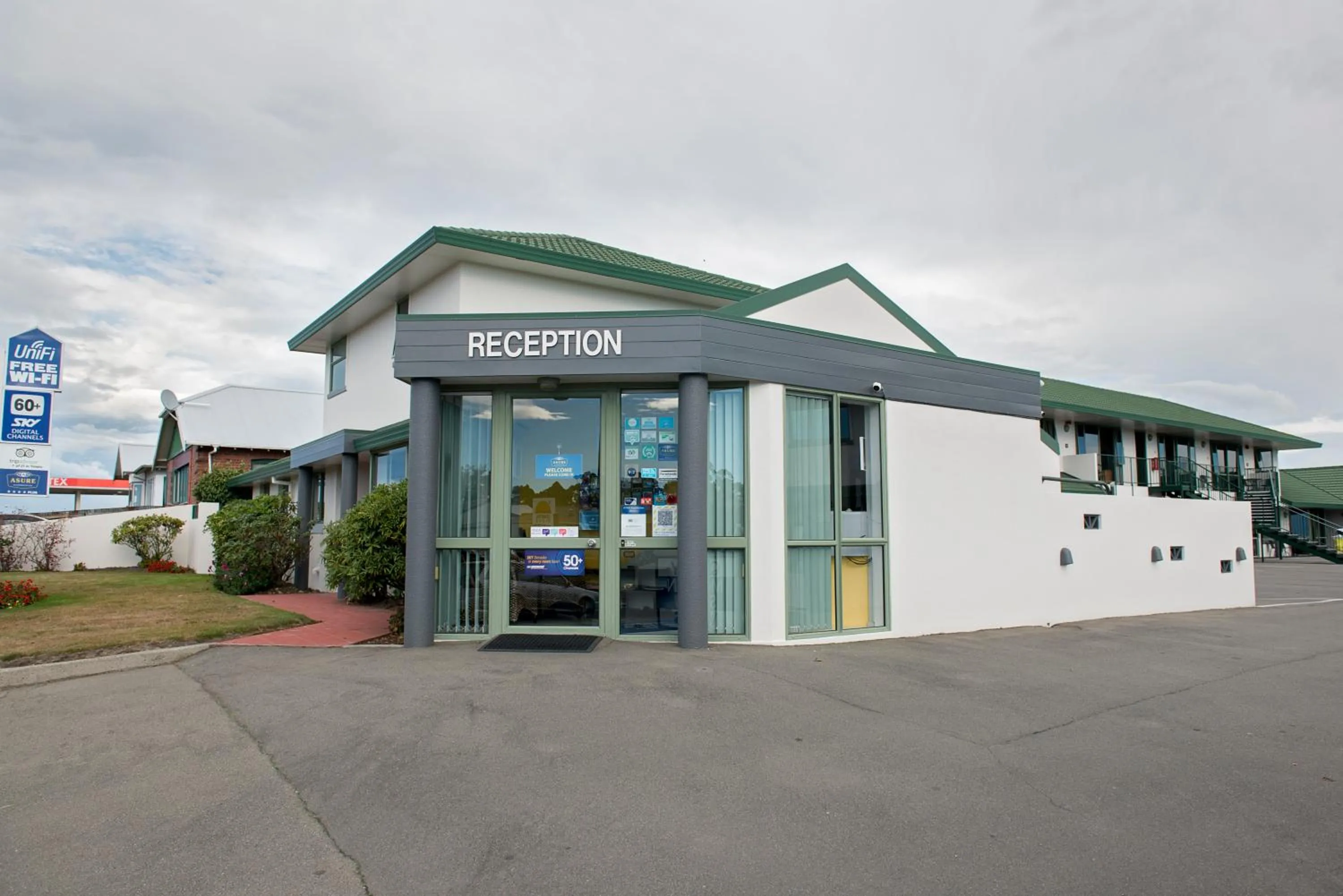 Lobby or reception in ASURE Ashley Motor Lodge