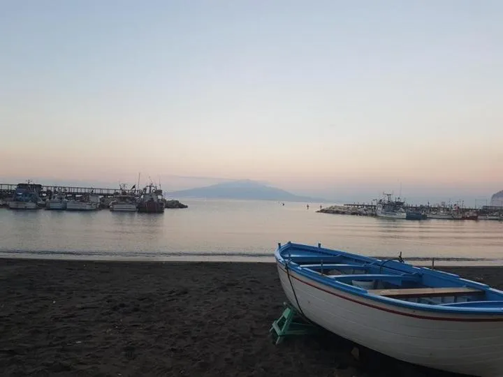 Beach in B&B Sorrento Queen