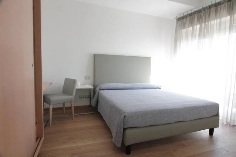 Photo of the whole room, Bed in Belo Horizonte
