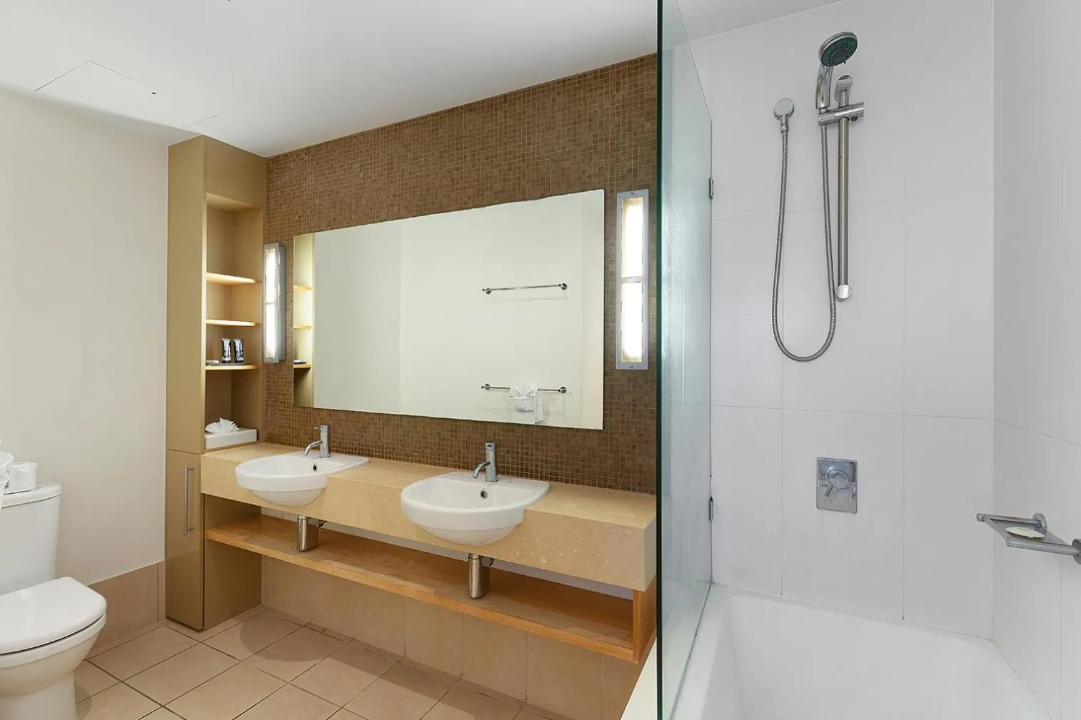 Shower in The Boathouse Apartments