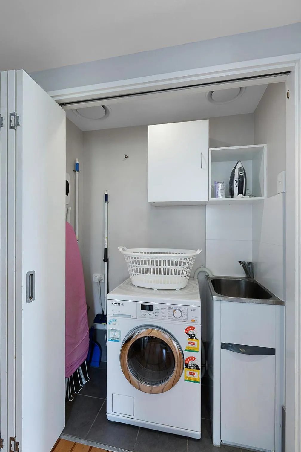 furniture in The Boathouse Apartments
