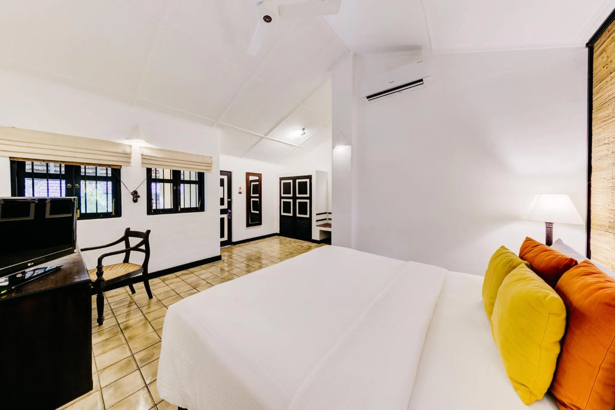 Bedroom, Bed in Habarana Village by Cinnamon