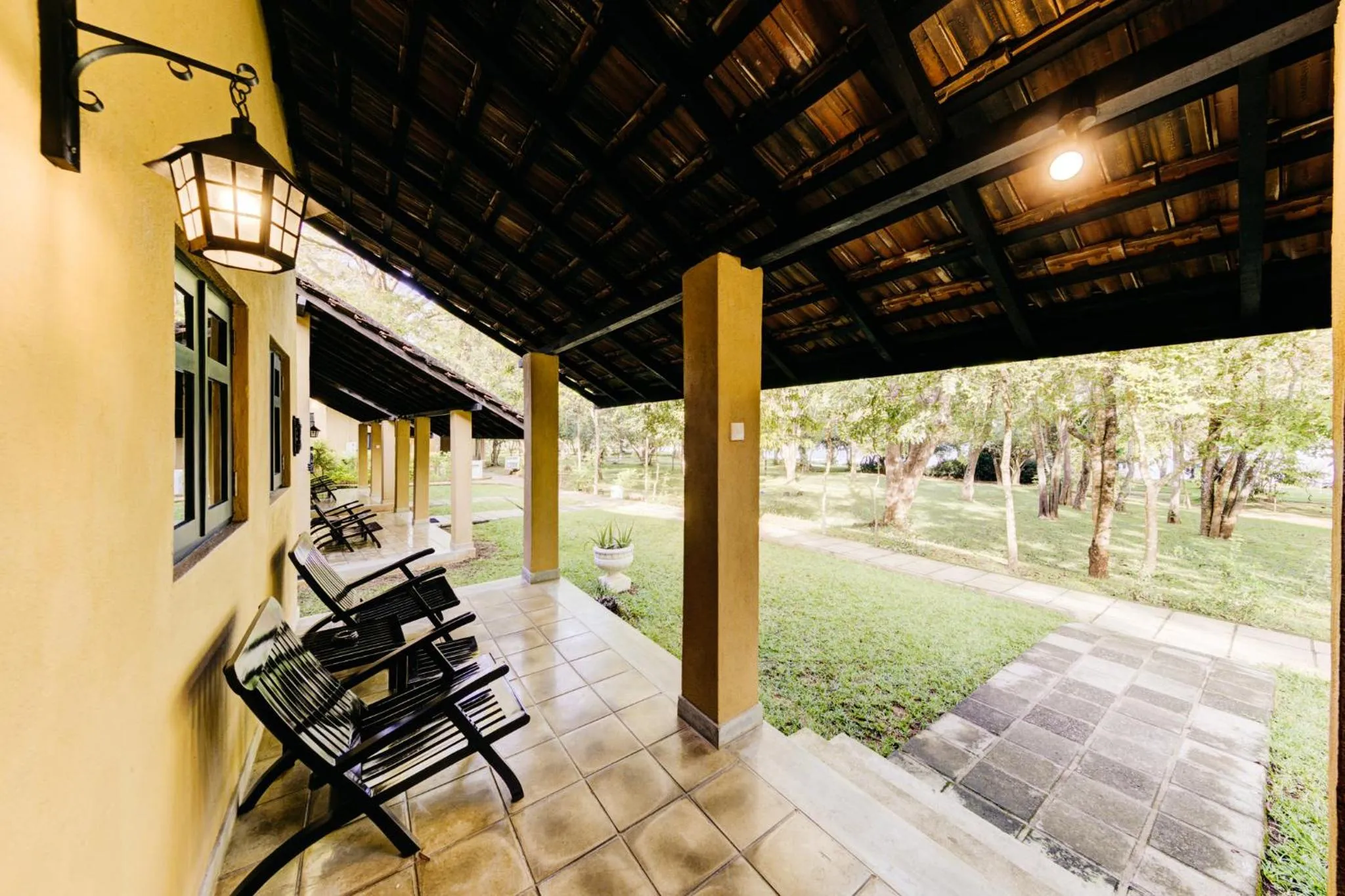 Decorative detail in Habarana Village by Cinnamon