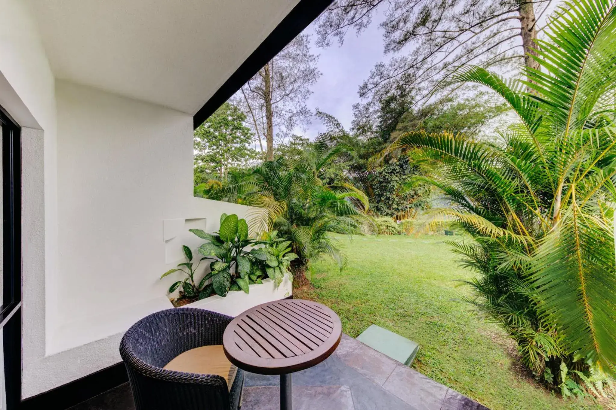 Balcony/Terrace in Cinnamon Citadel Kandy Balcony/Terrace in Cinnamon Citadel Kandy