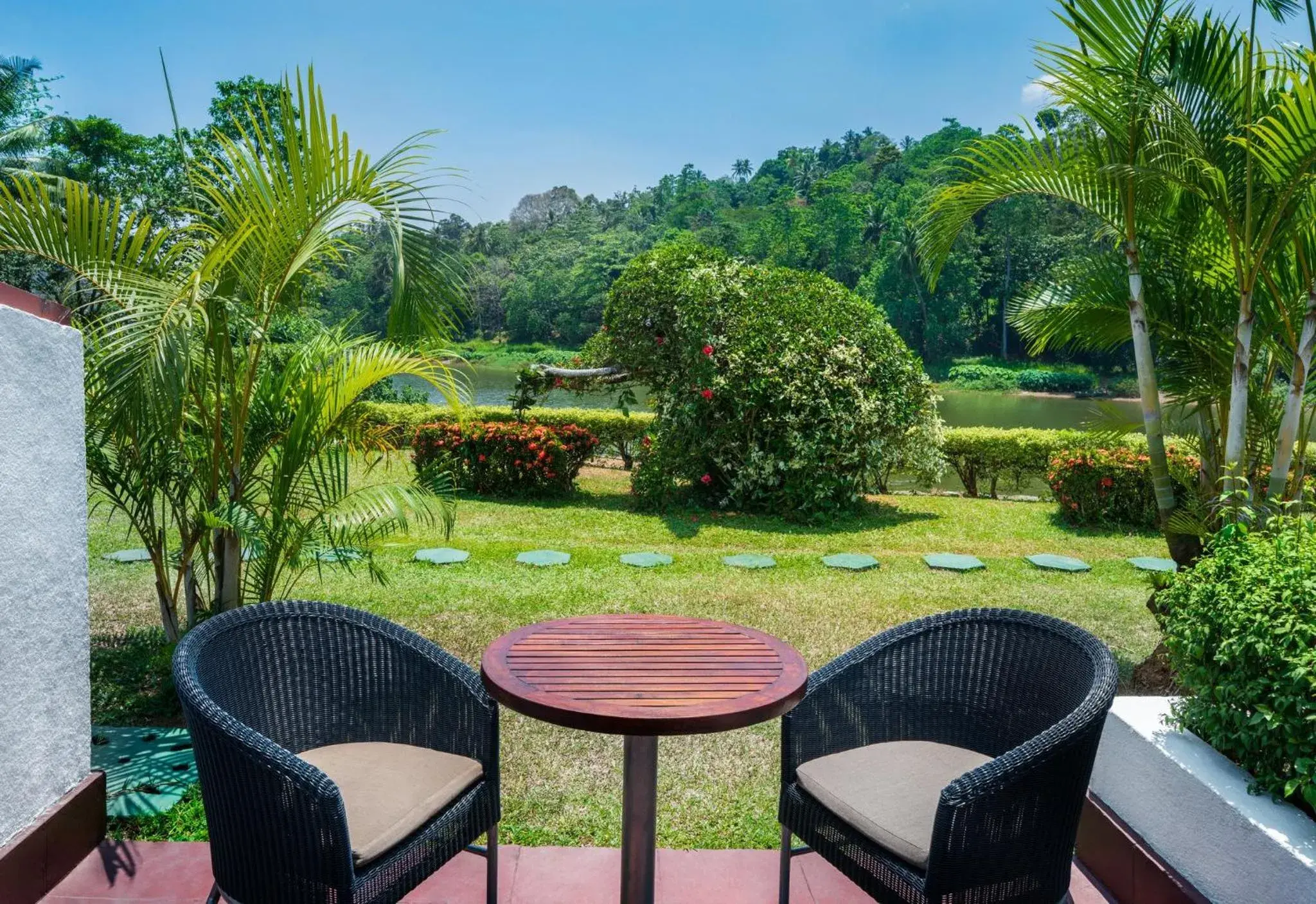 Superior Twin Garden View - single occupancy - 10% discount on Boat rides & Archery, Early Check In & Late Check Out on Availability in Cinnamon Citadel Kandy Superior Twin Garden View - single occupancy - 10% discount on Boat rides & Archery, Early Check In & Late Check Out on Availability in Cinnamon Citadel Kandy