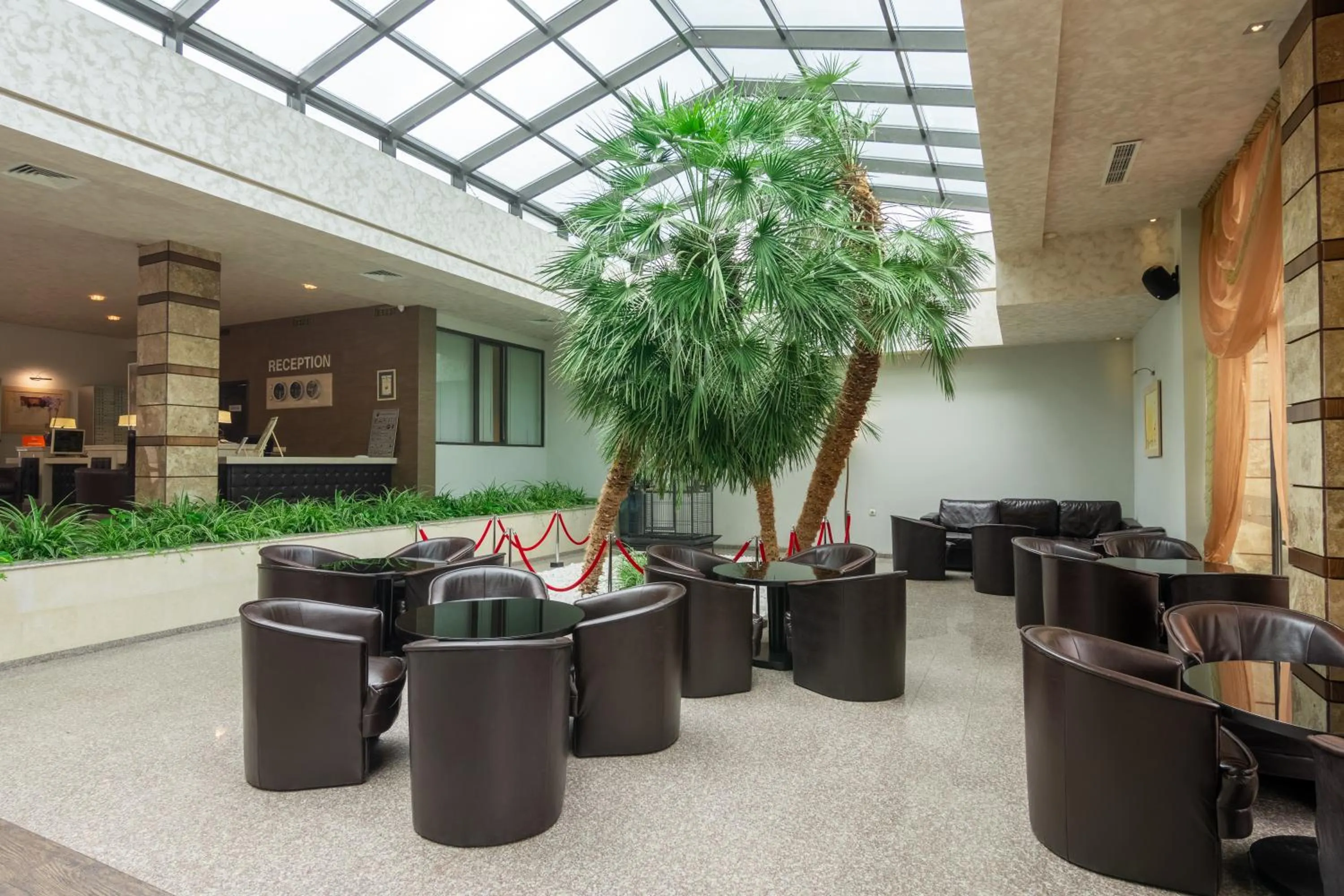 Lobby or reception in Detelina Hotel