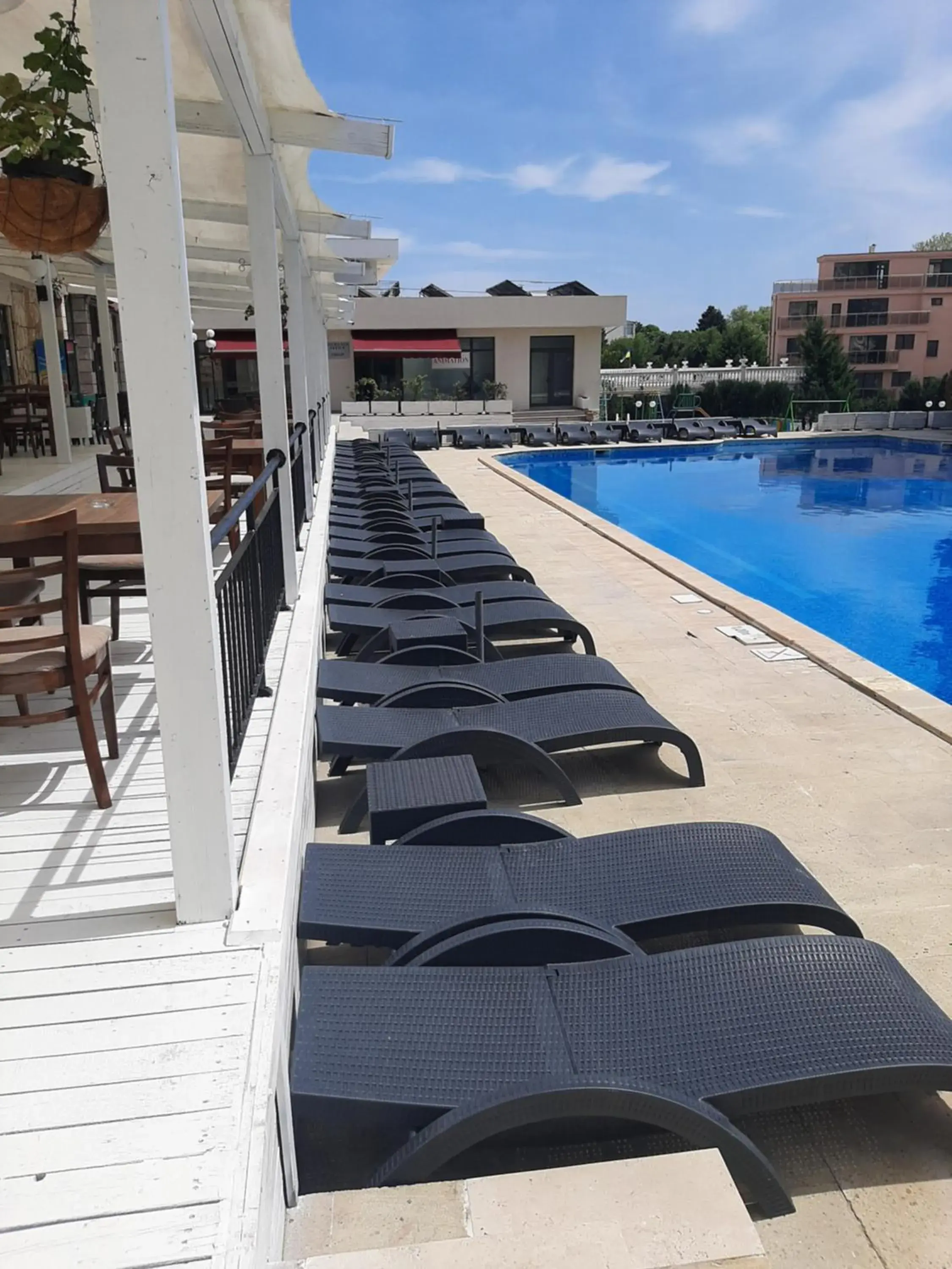 Swimming pool in Detelina Hotel Swimming pool in Detelina Hotel