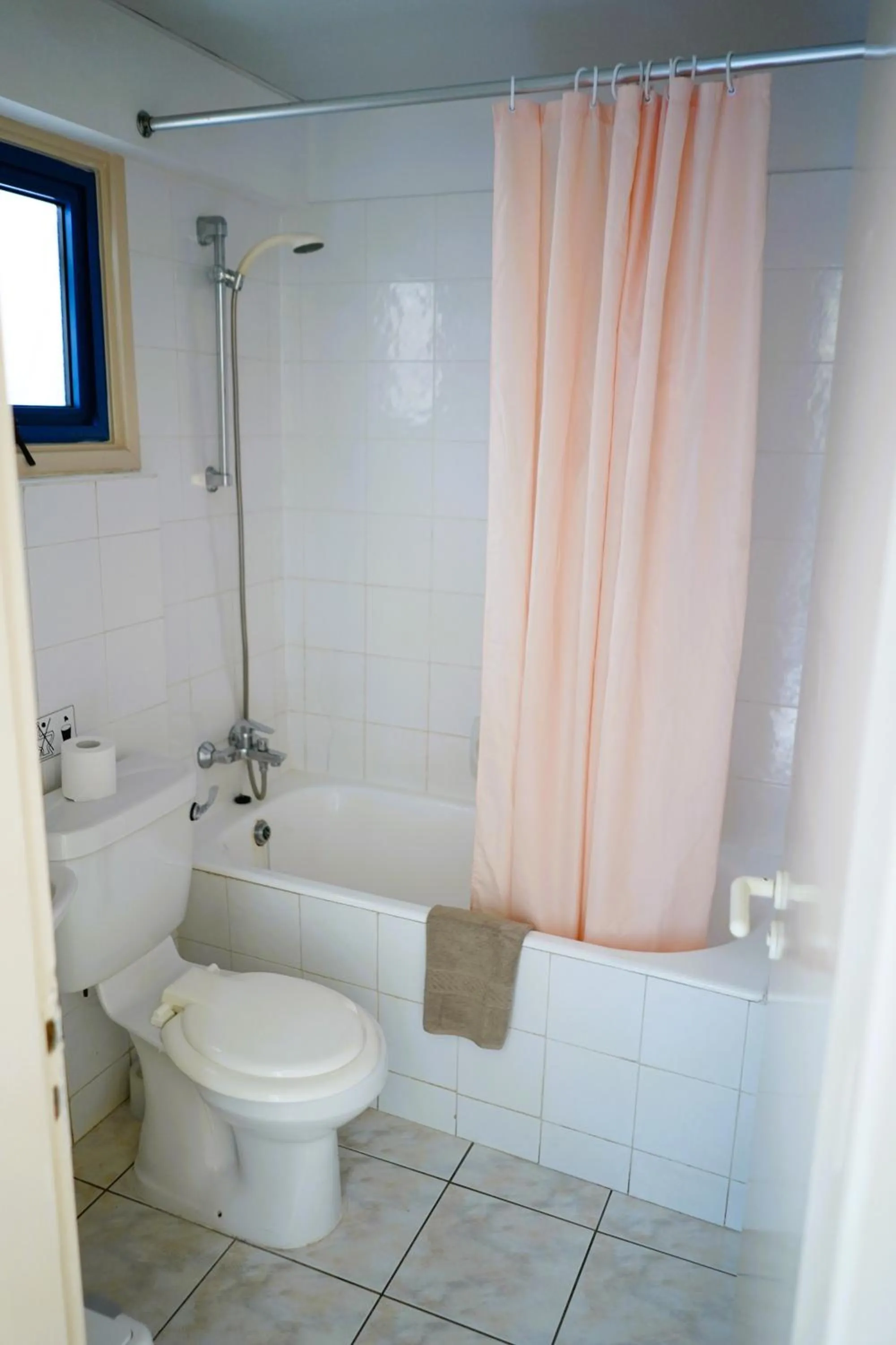 Toilet in Green Bungalows Hotel Apartments - Residents Only