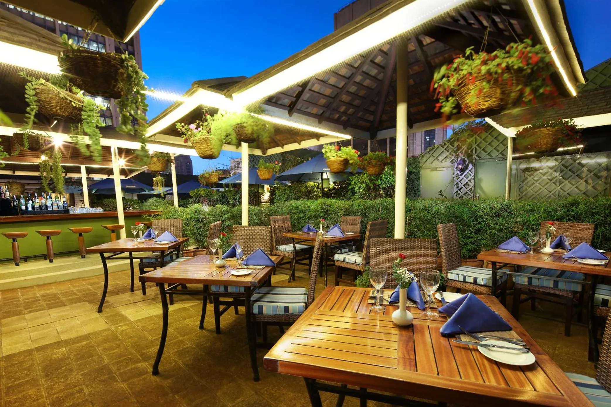 Restaurant/Places to Eat in Hilton Nairobi