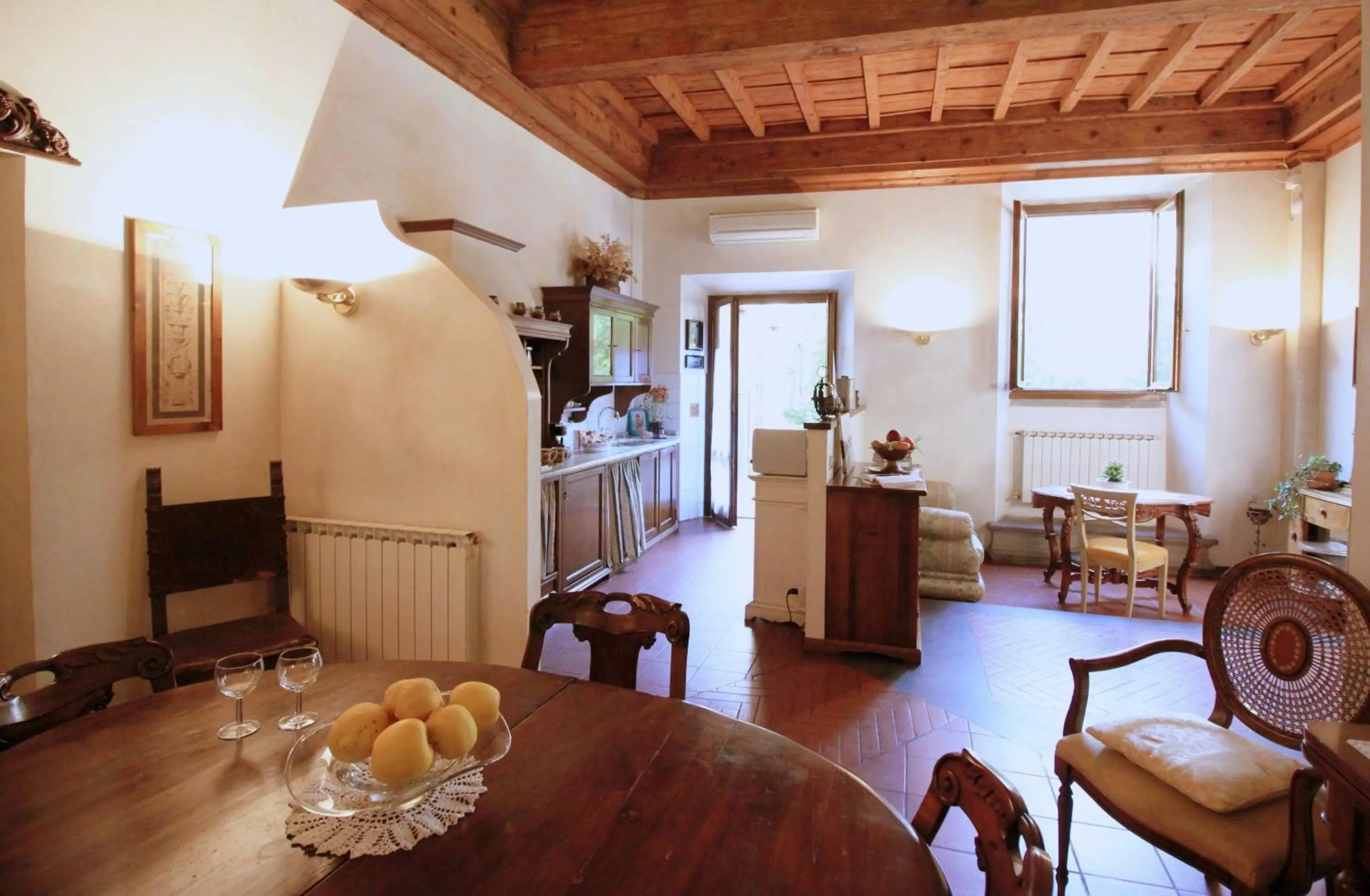 Dining area in Domus Giorgio