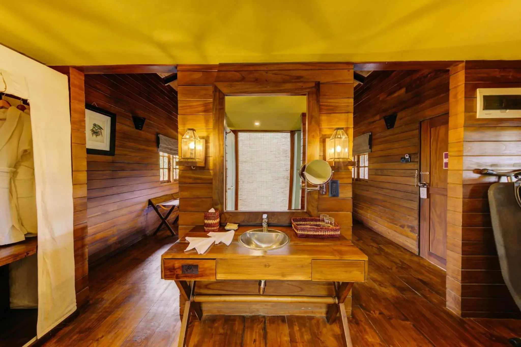 Bathroom in Cinnamon Wild Yala Bathroom in Cinnamon Wild Yala