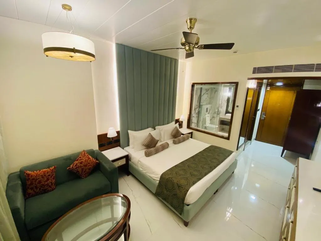 Bed in Evershine Resort & Spa