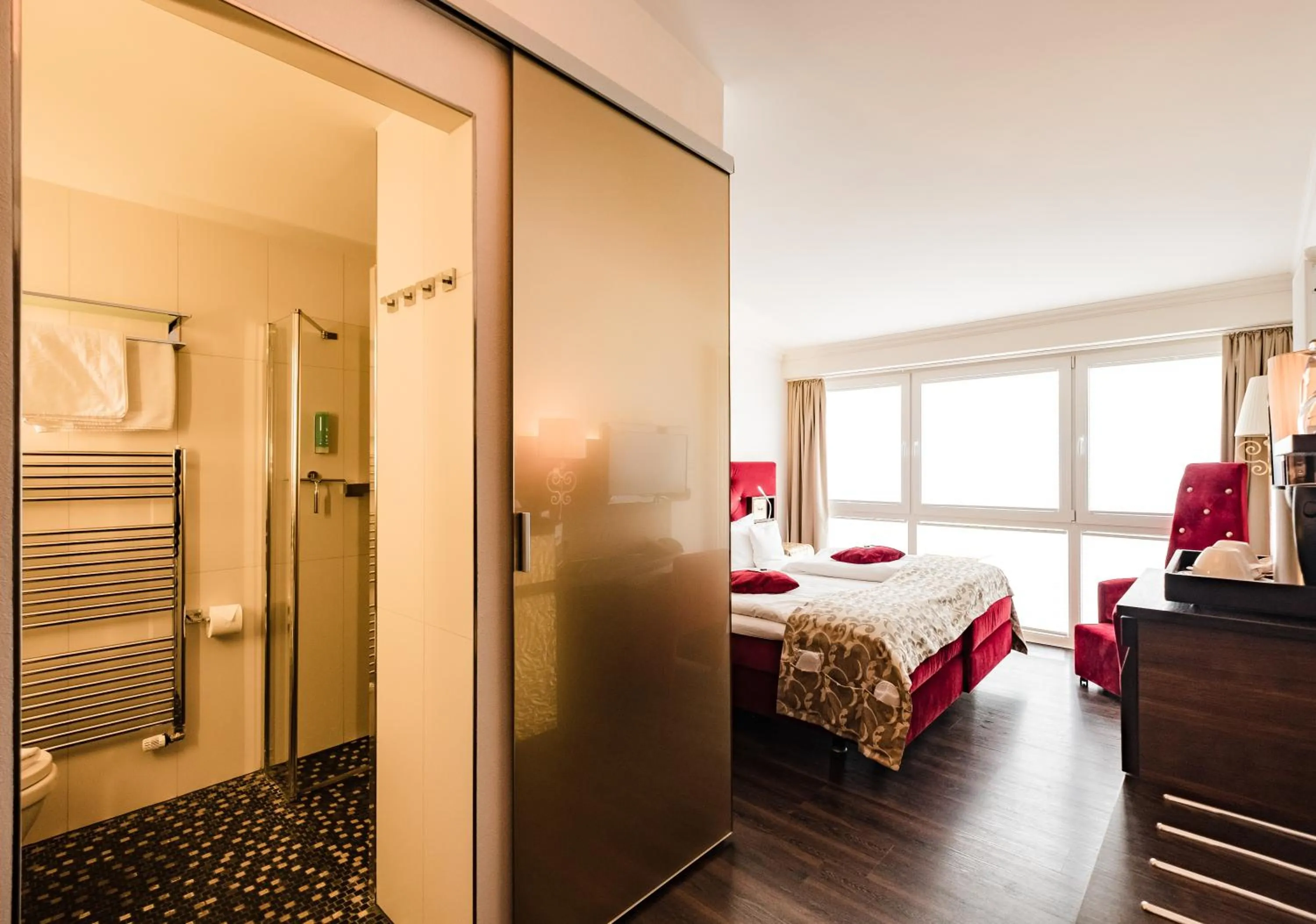 Photo of the whole room, Bed in Hotel Kolb