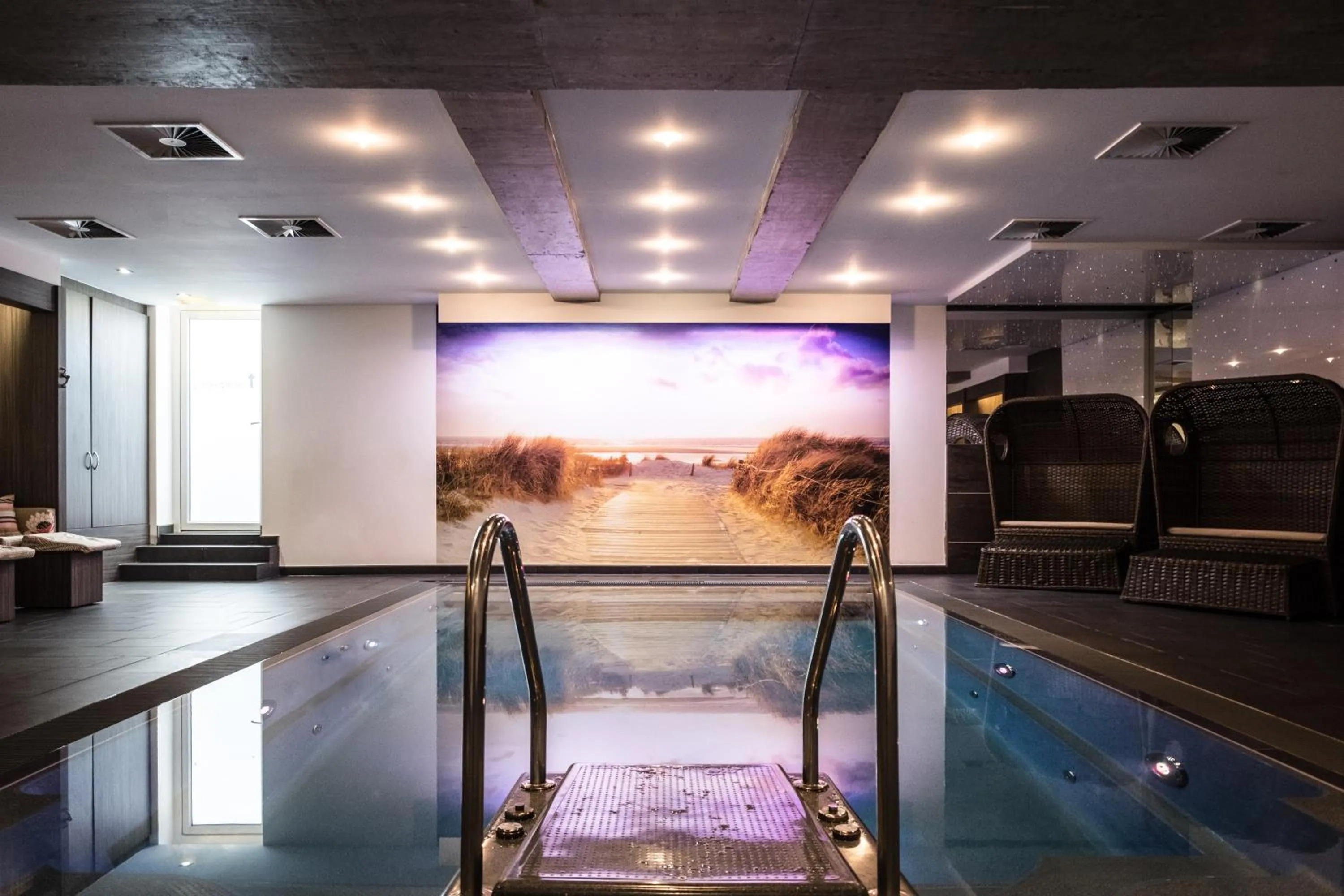 Public Bath in Hotel Kolb