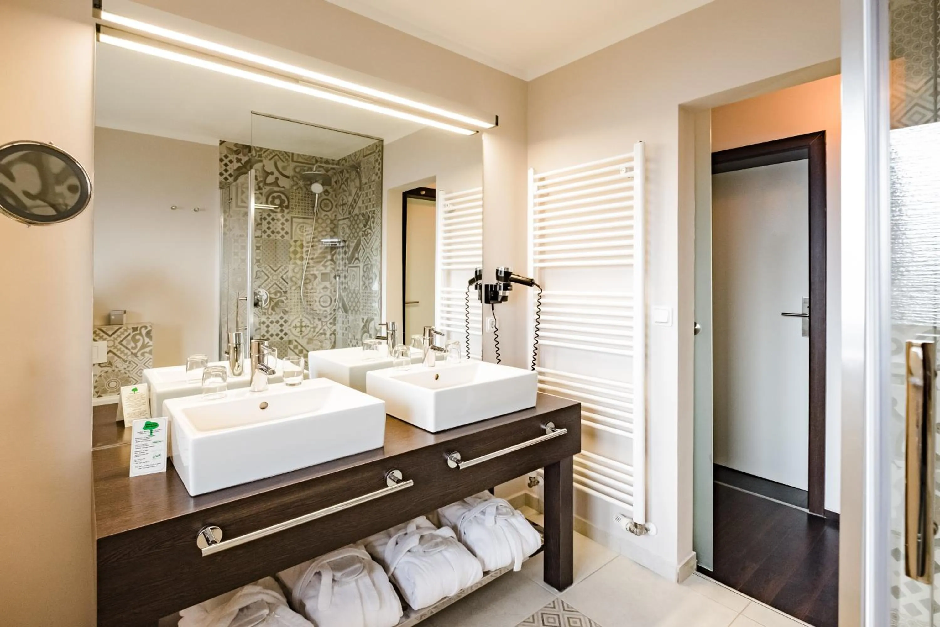 Photo of the whole room in Retro Design Hotel