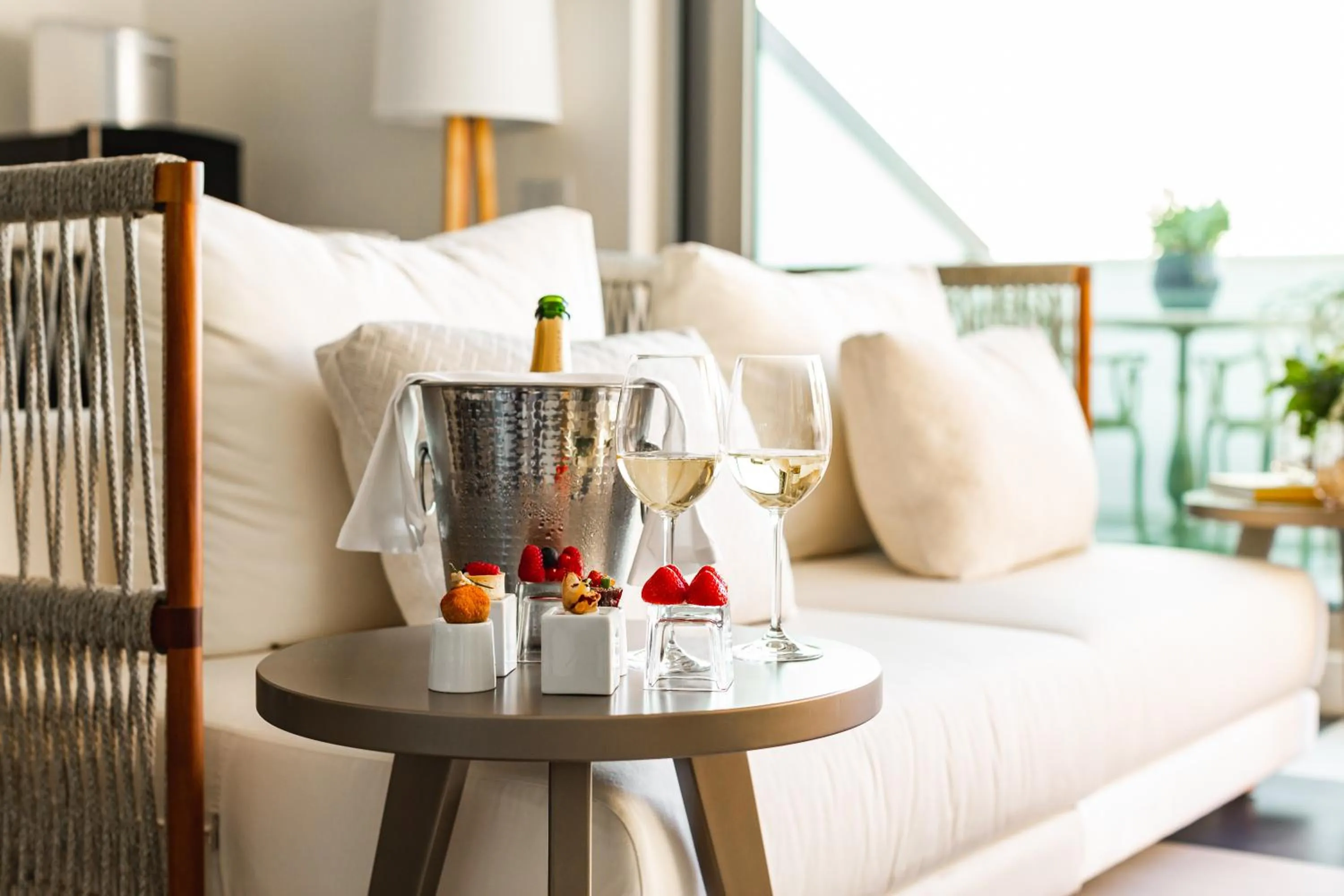 Living room in SeeBay Hotel