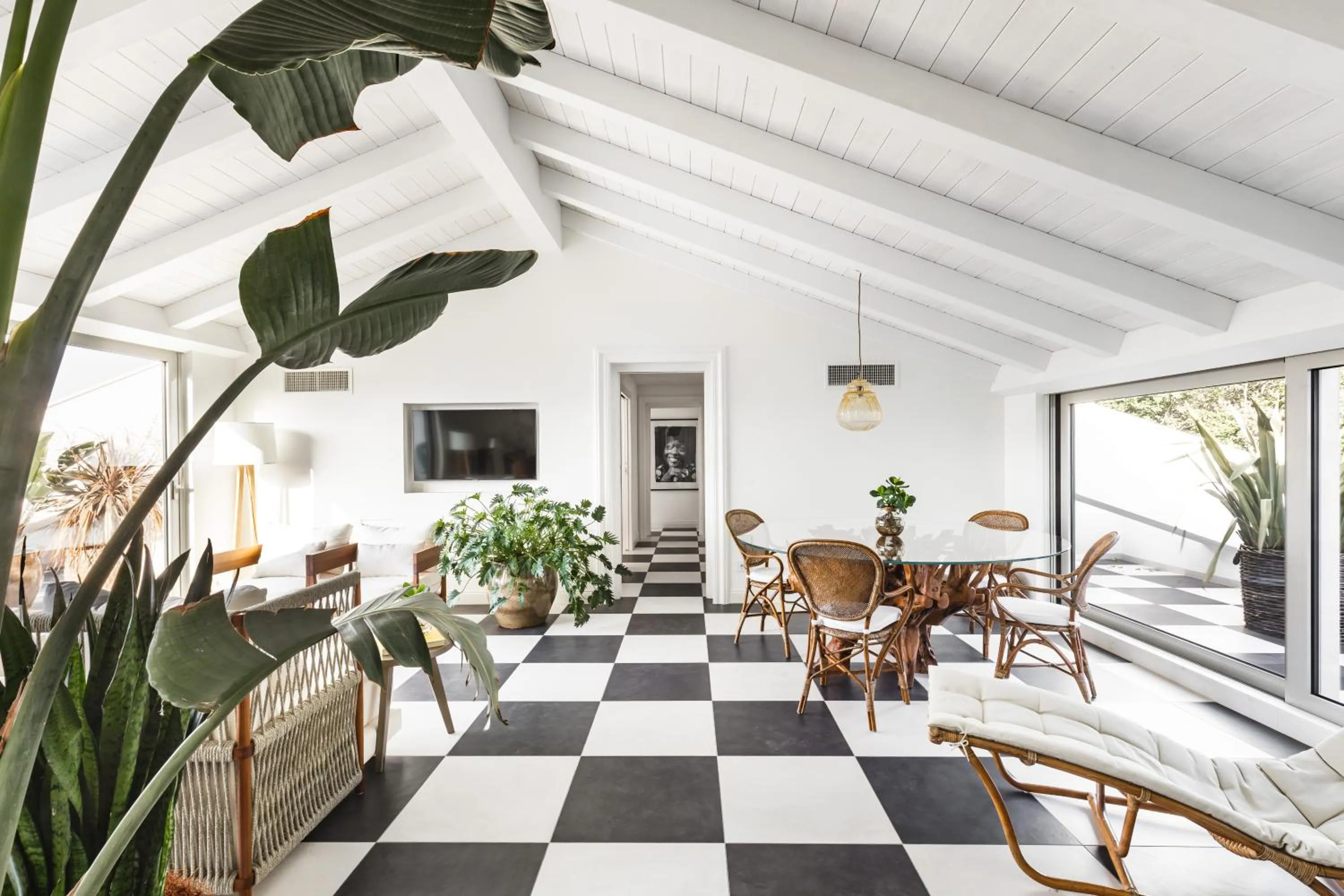 Living room in SeeBay Hotel