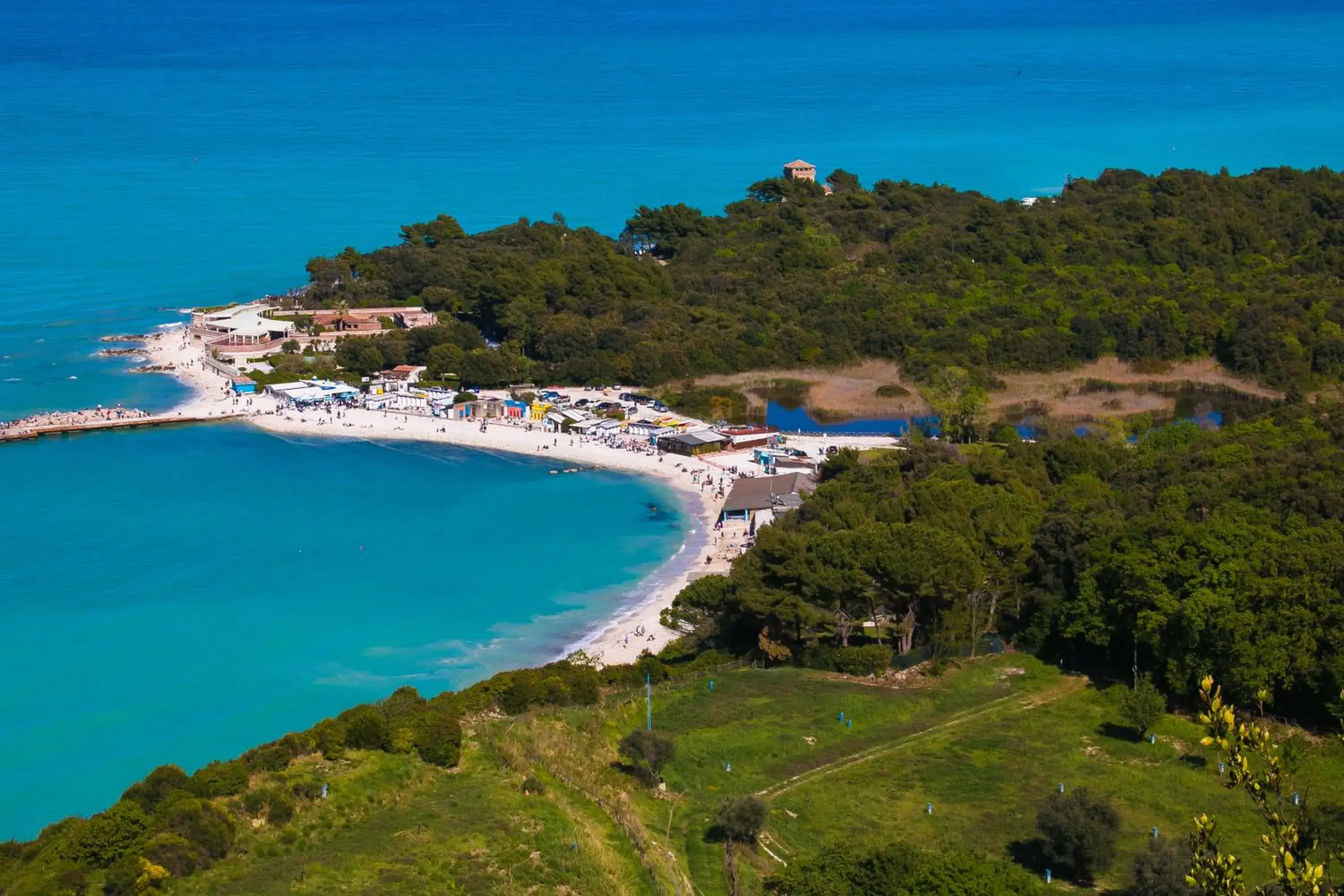 Restaurant/places to eat in SeeBay Hotel Restaurant/places to eat in SeeBay Hotel