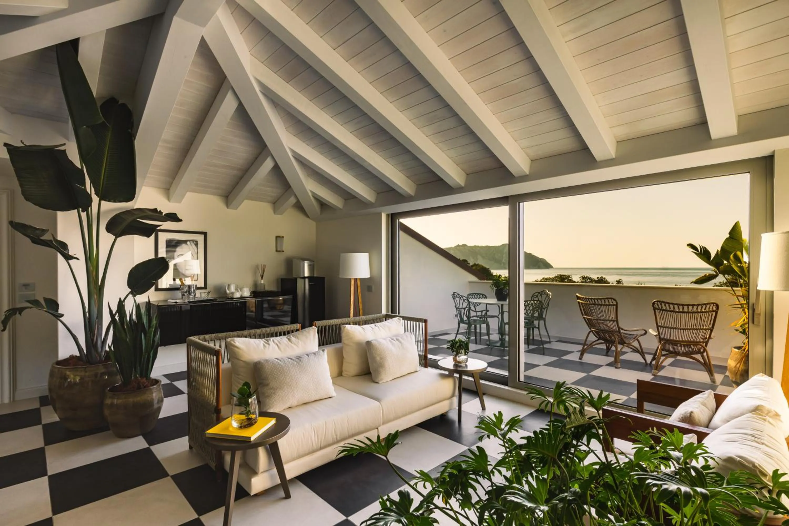 Living room in SeeBay Hotel