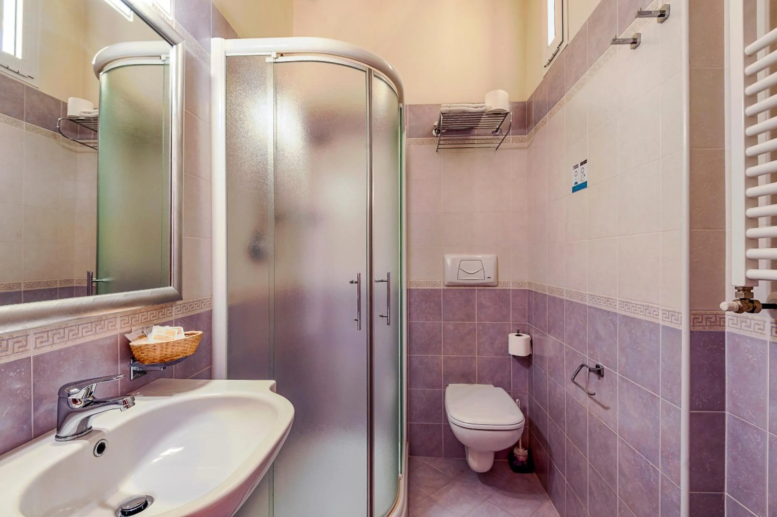 Bathroom in Hotel Plaza