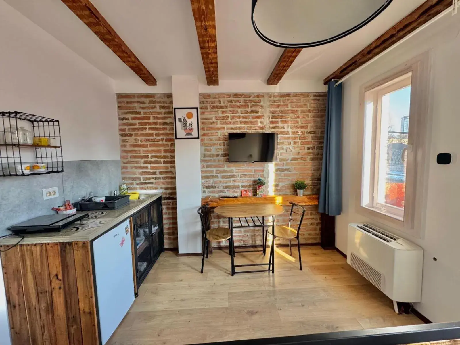 Deluxe Double Room with Balcony in Apartment By the River Deluxe Double Room with Balcony in Apartment By the River