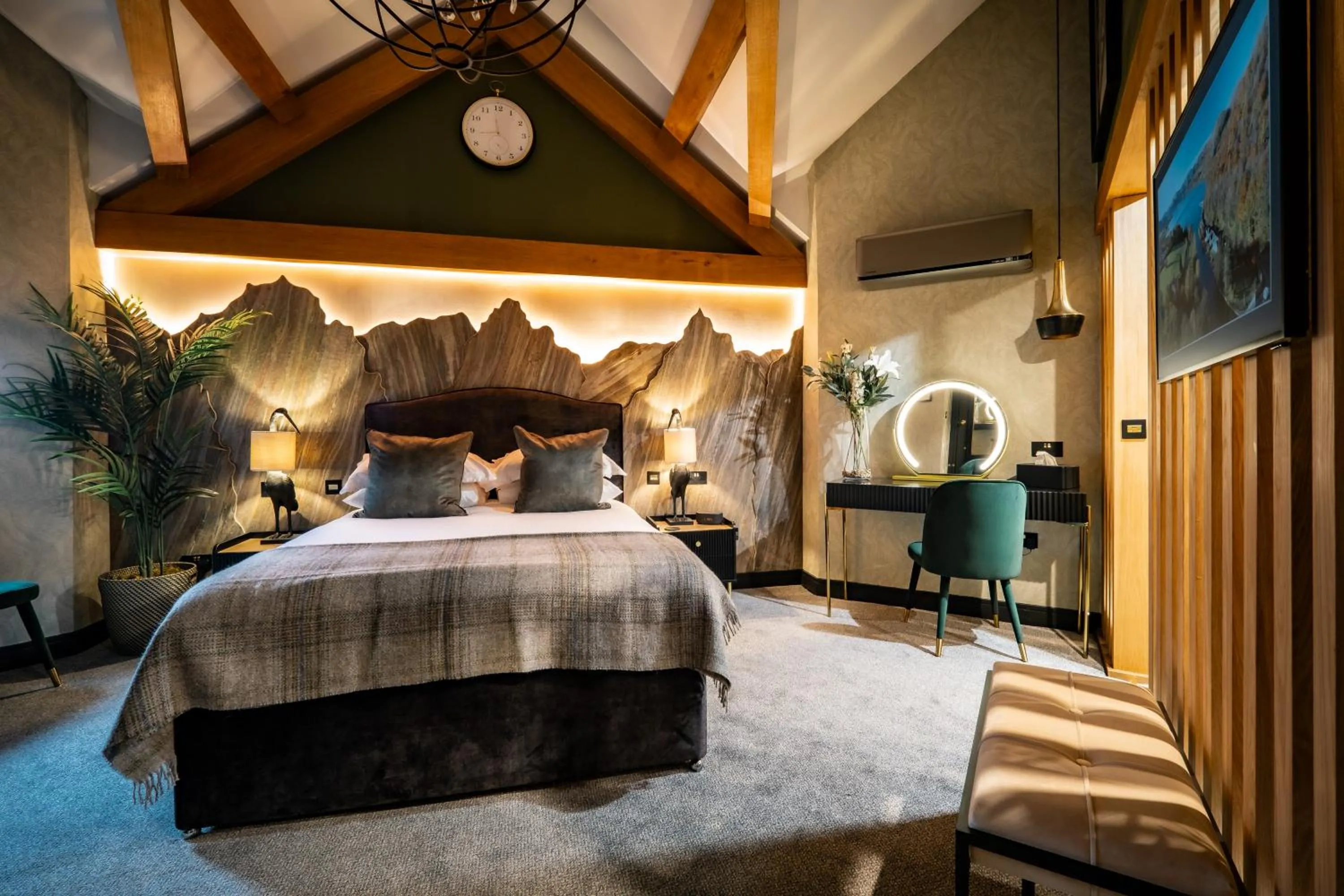 Bedroom, Bed in 1863 Restaurant with Rooms