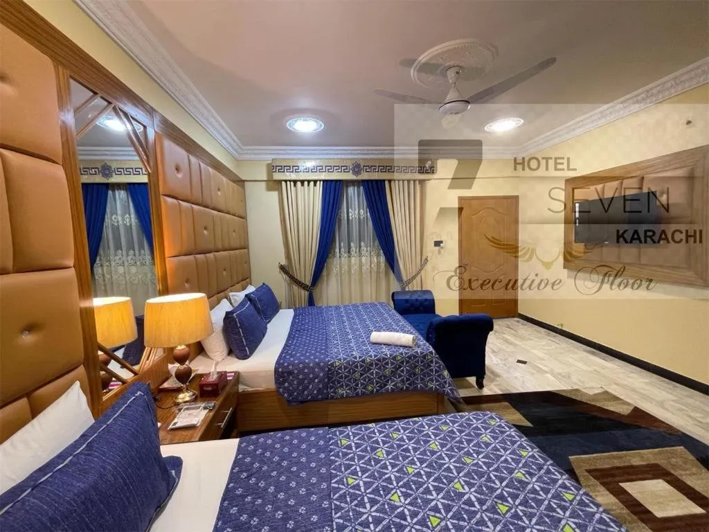 Family, Bed in Hotel Seven 7