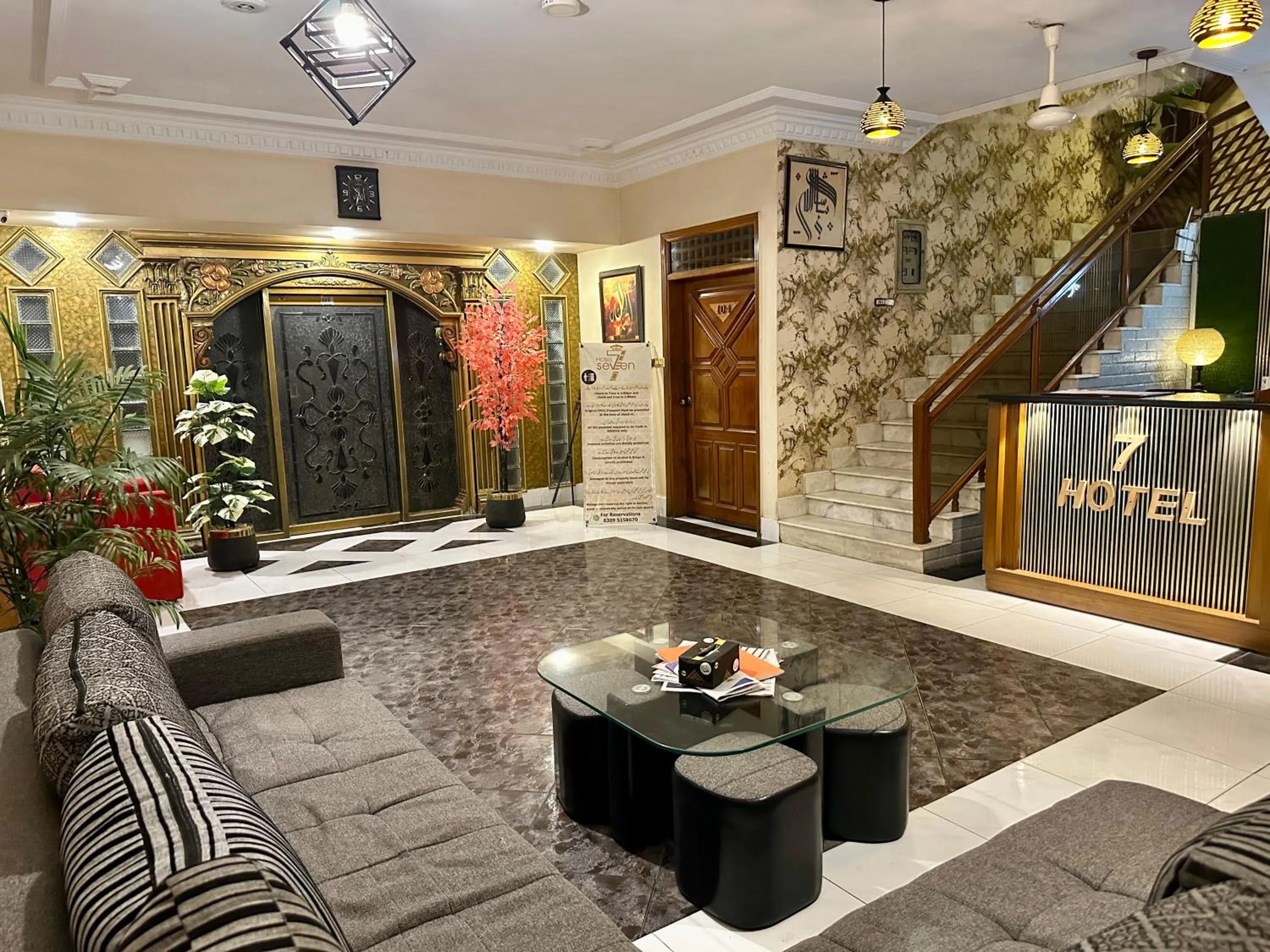 Lobby or reception in Hotel Seven 7