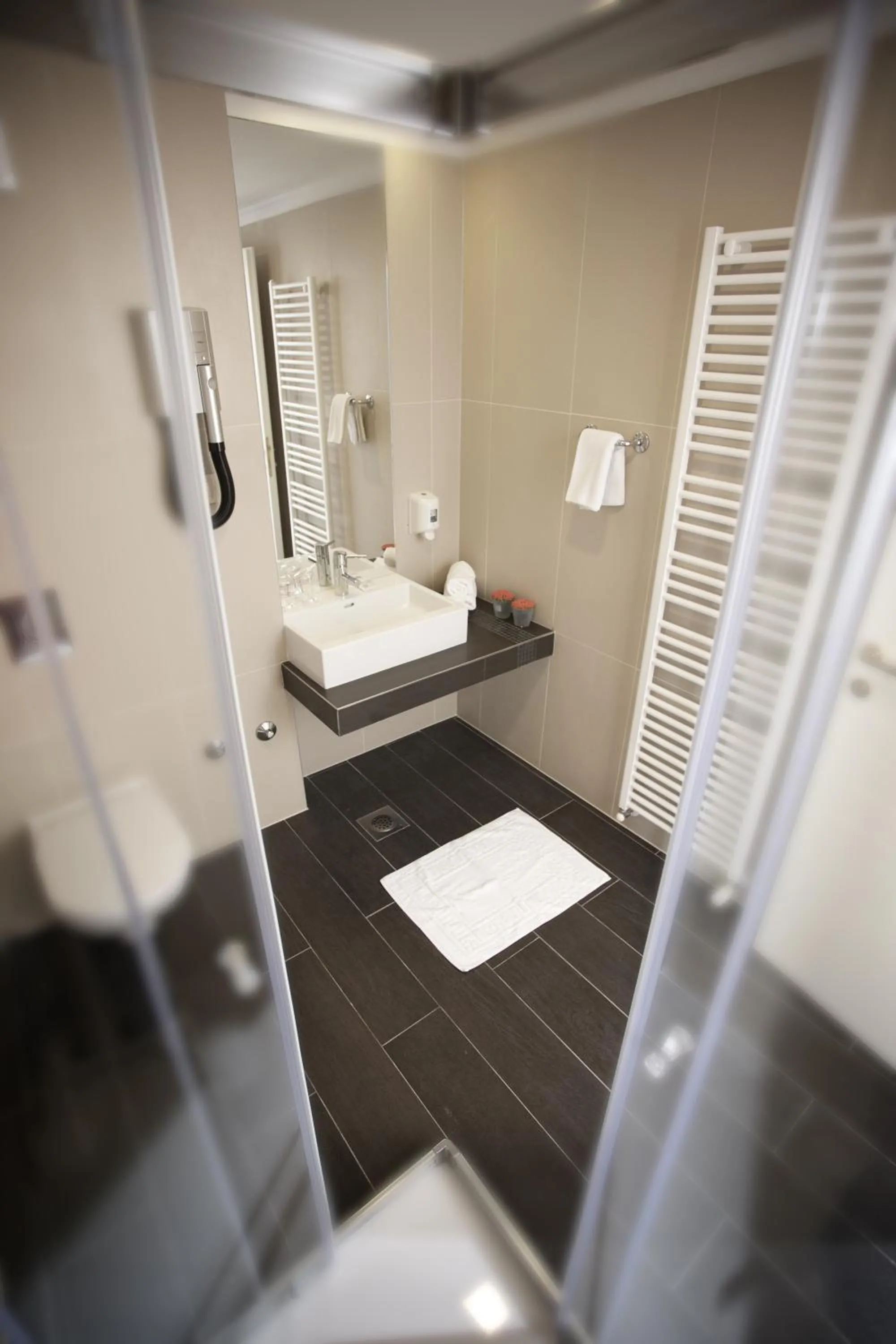 Bathroom in Hotel Laurus - Liburnia