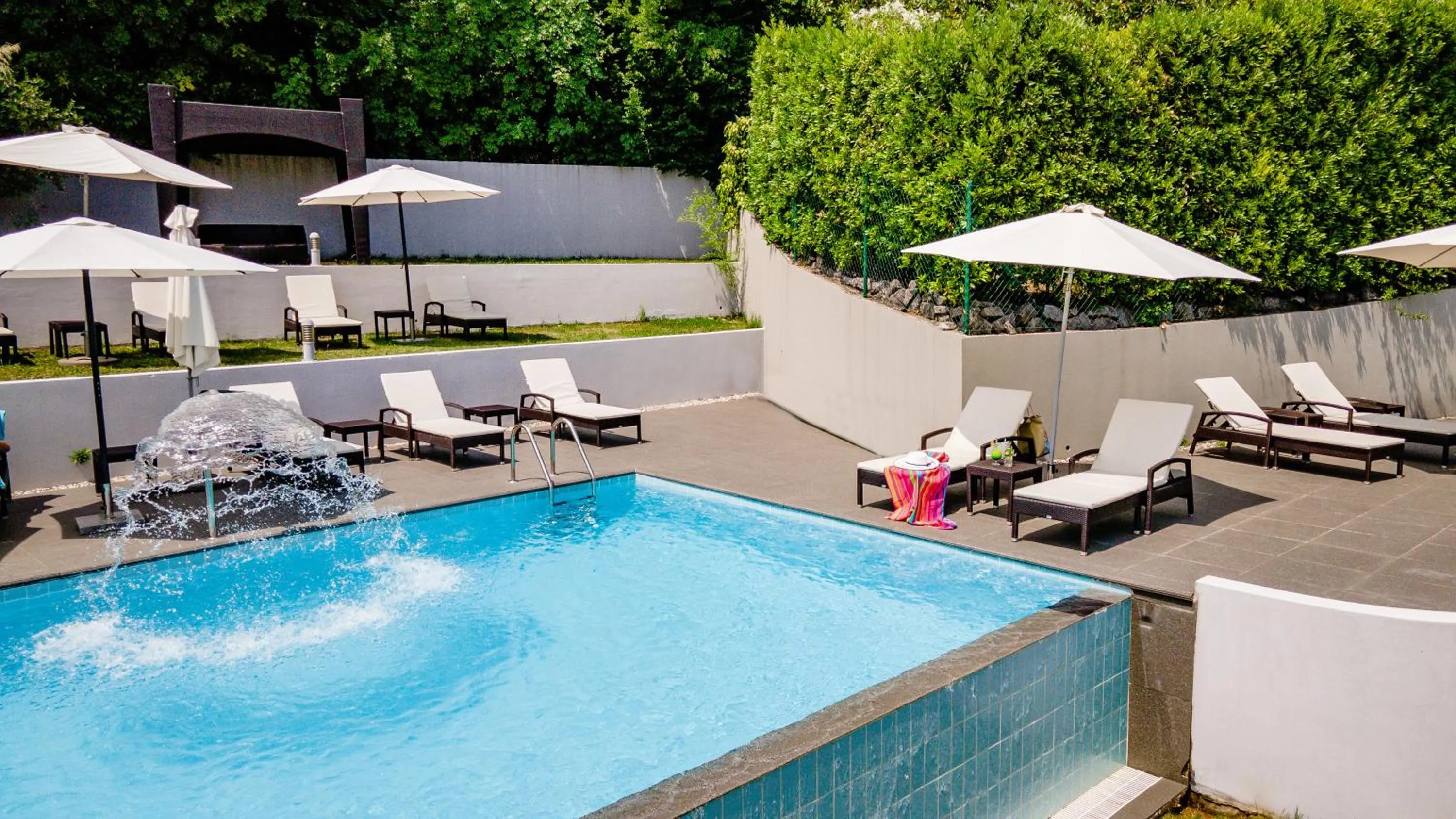 Swimming pool in Hotel Laurus - Liburnia