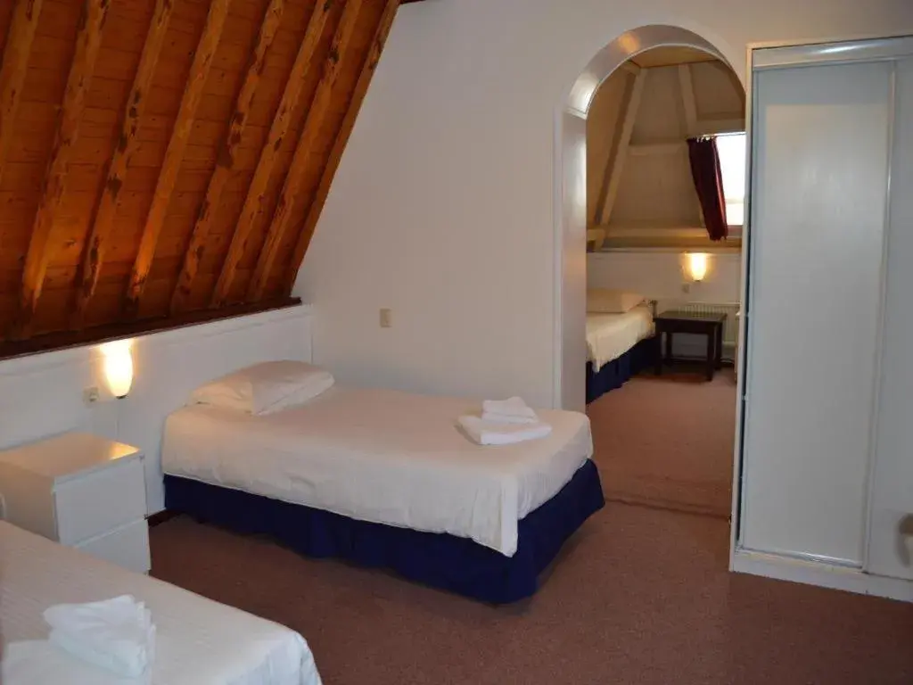 Budget Twin Room - single occupancy in Atlas Village Brielle Budget Twin Room - single occupancy in Atlas Village Brielle