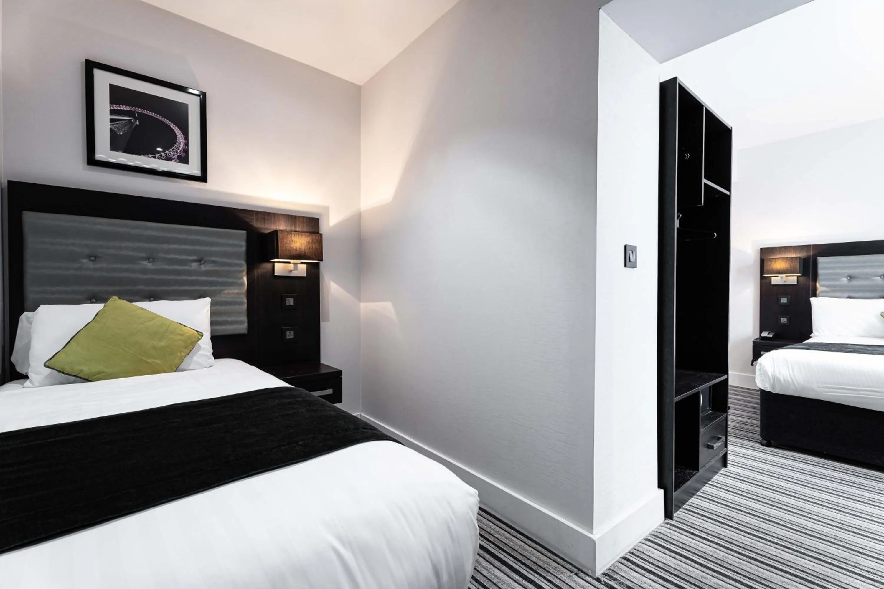 Bed in The W14 Kensington