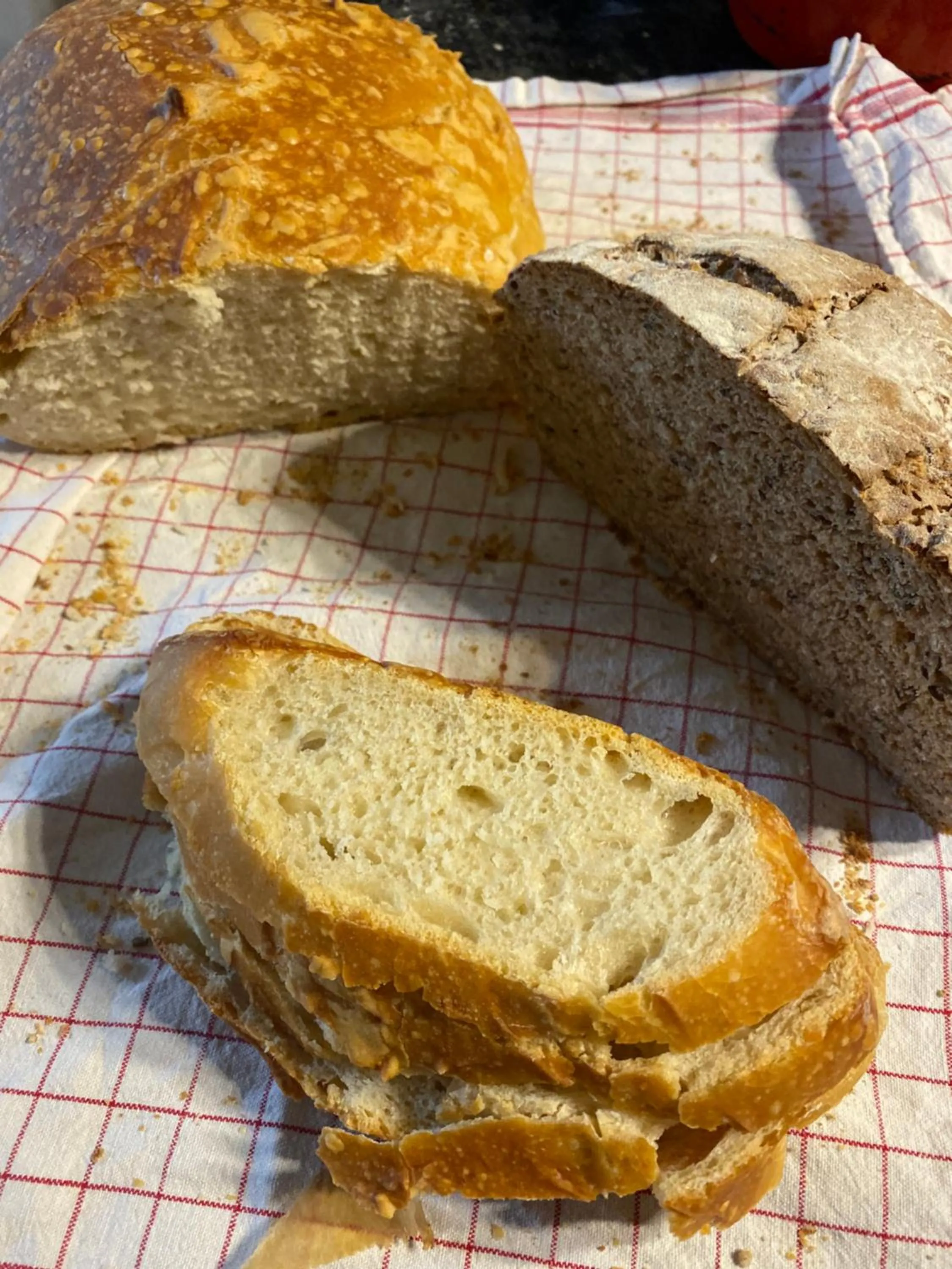 Food and drinks in Logis Hôtel DOMAINE du MOULIN