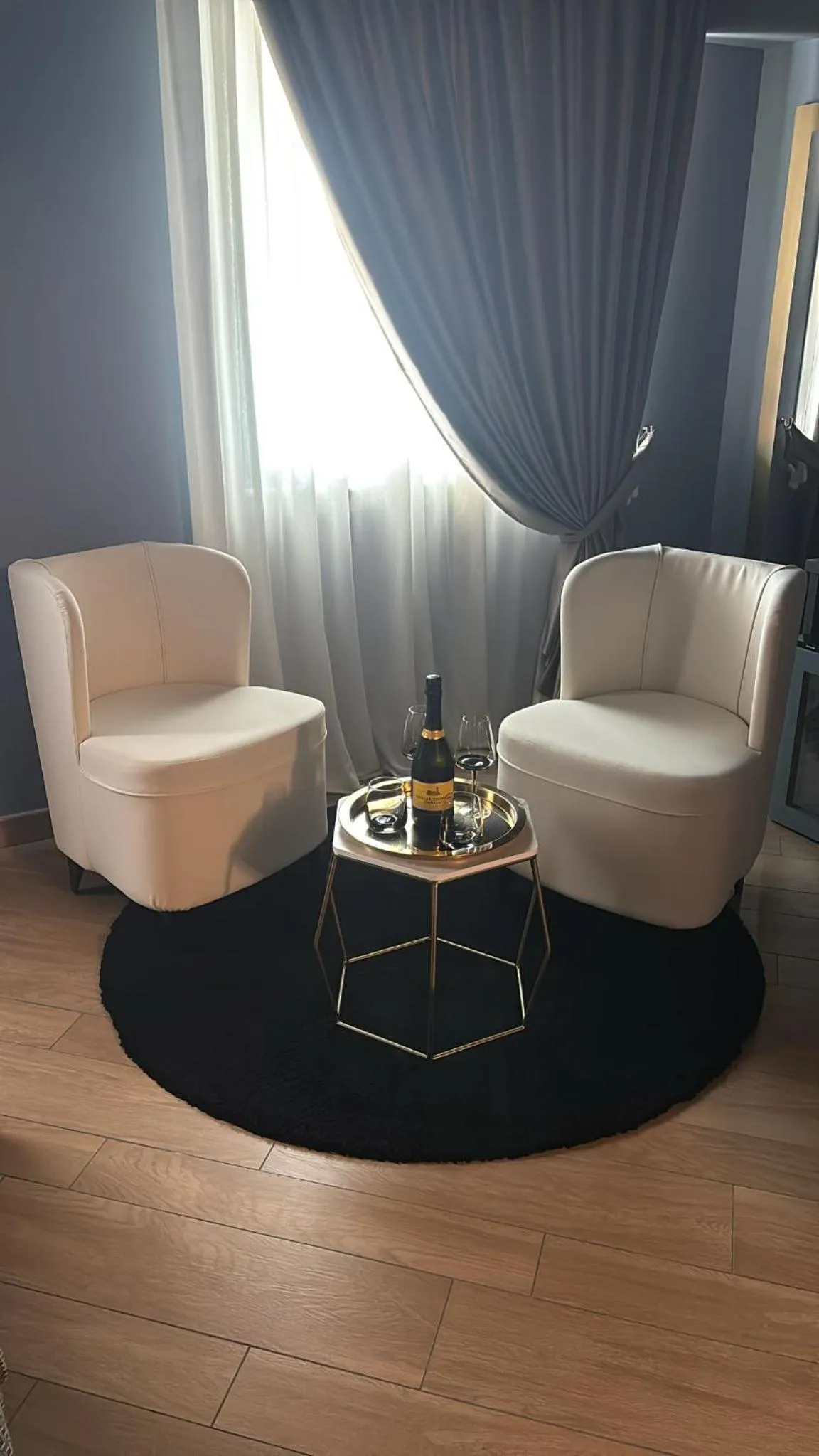 Seating area in La Piana Hotel