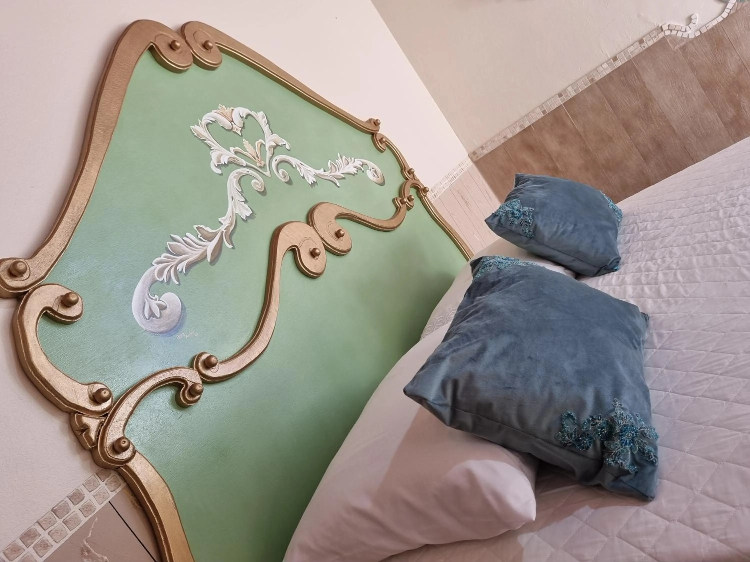 Bed in Suite Queen D'Arte