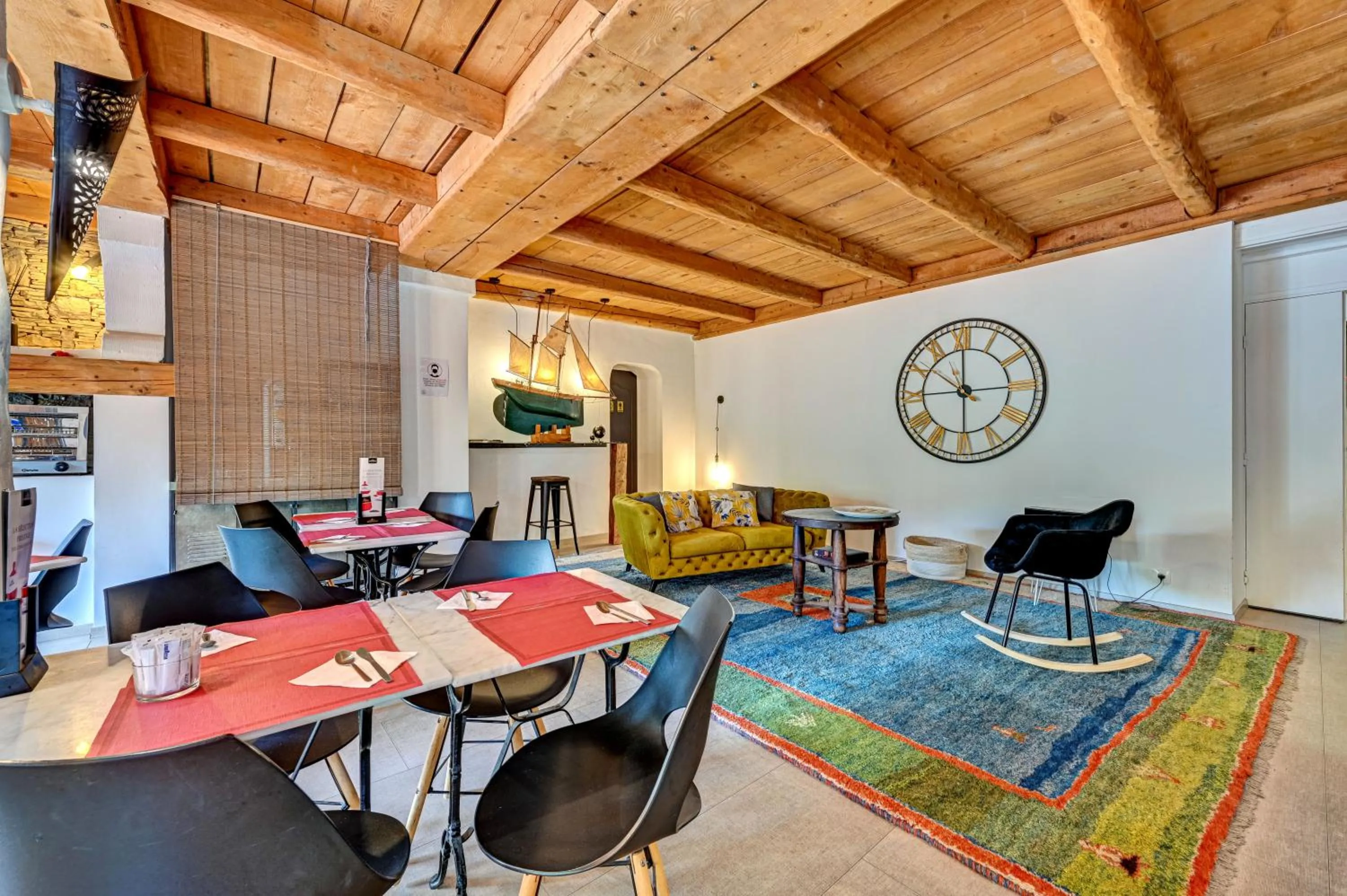 Breakfast in Contact Hôtel Le Provence