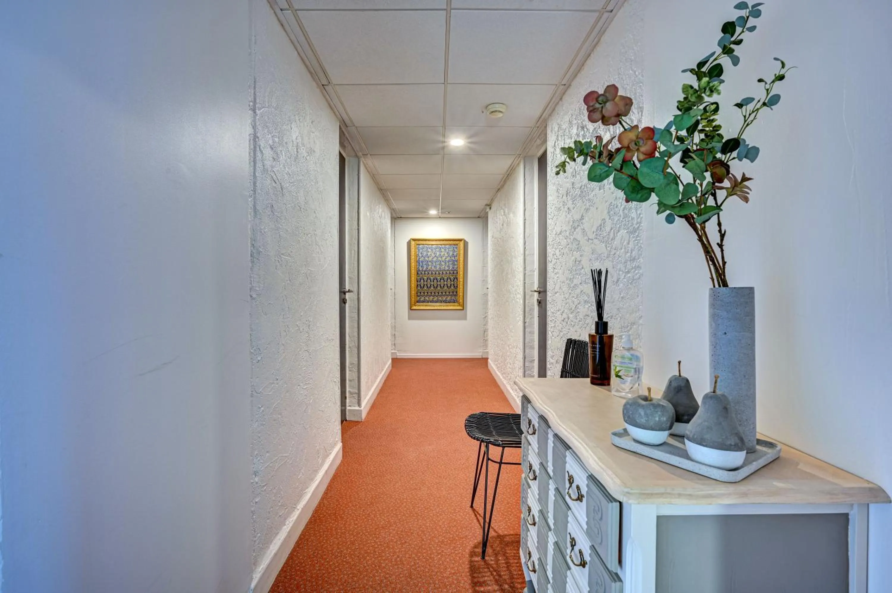 Property building in Contact Hôtel Le Provence