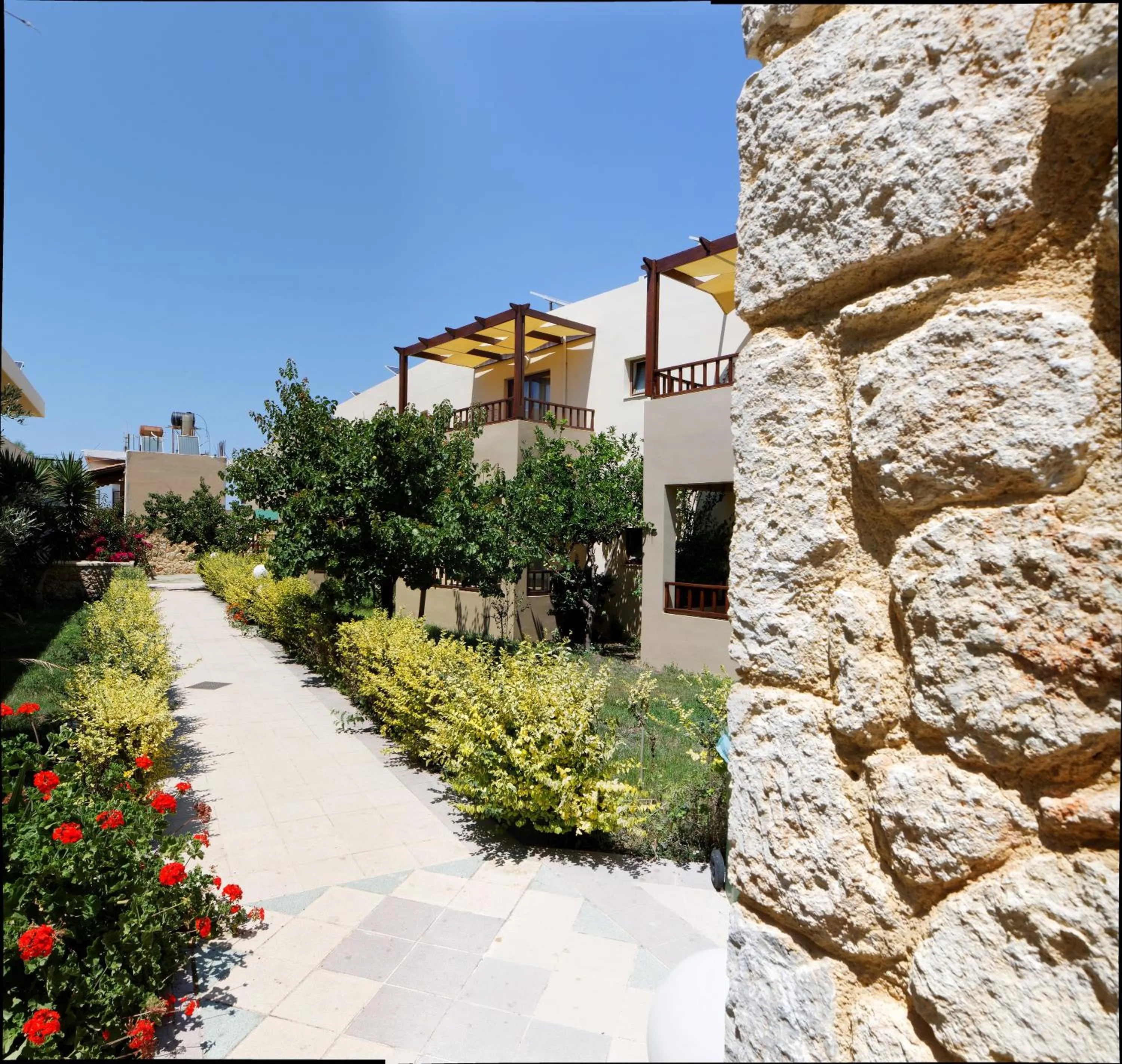 Property building in Indigo Mare