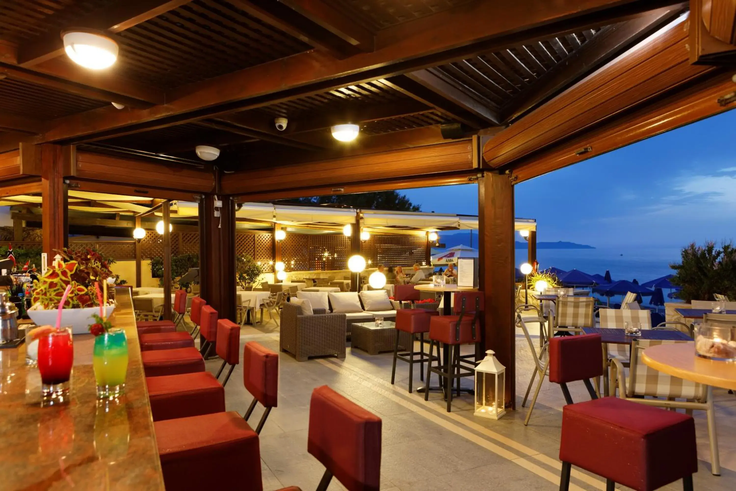 Lounge or bar in Indigo Mare Lounge or bar in Indigo Mare